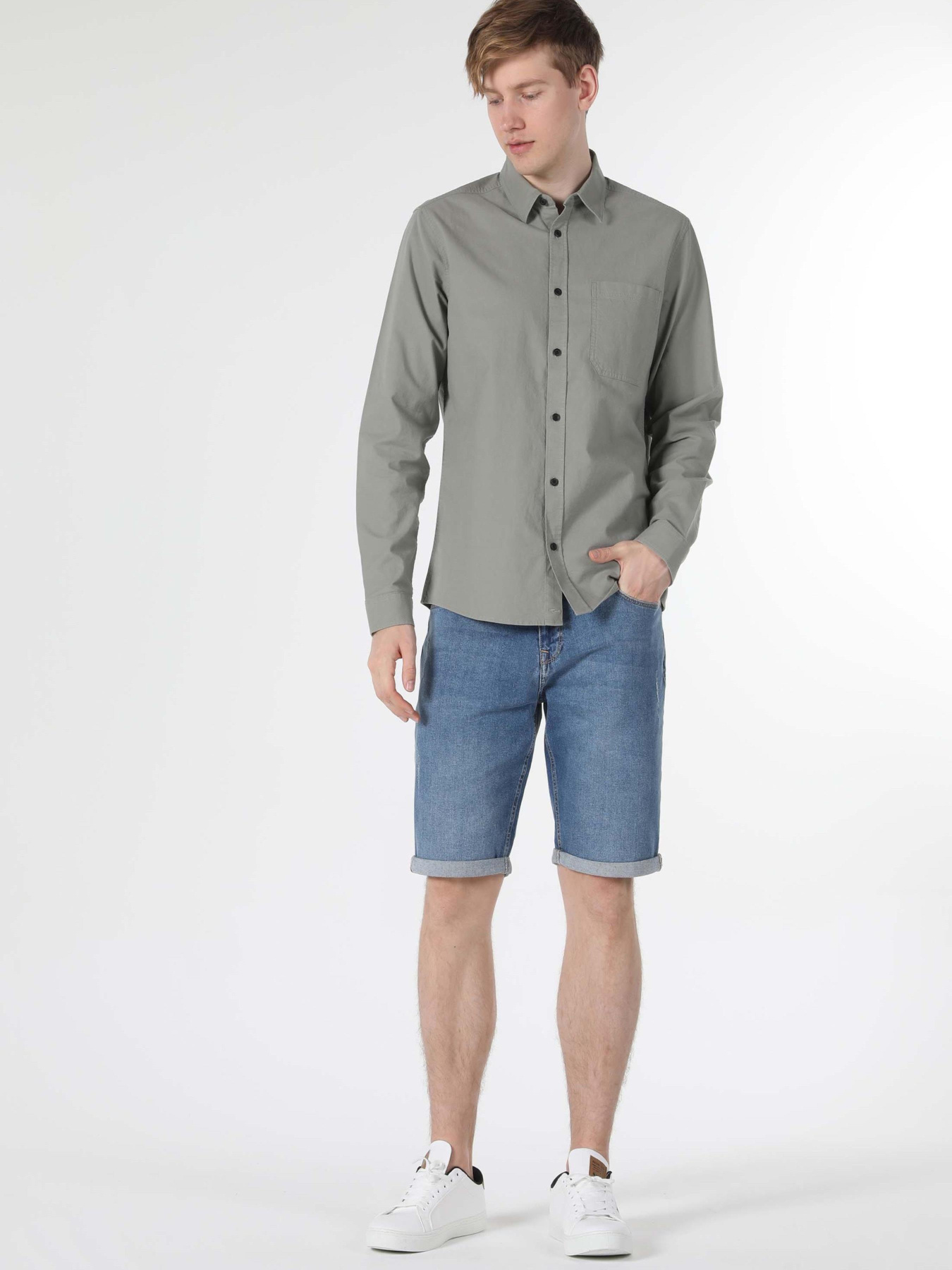 Сорочки Colin’s модель CL1057179_Q1.V1_KHA Фото