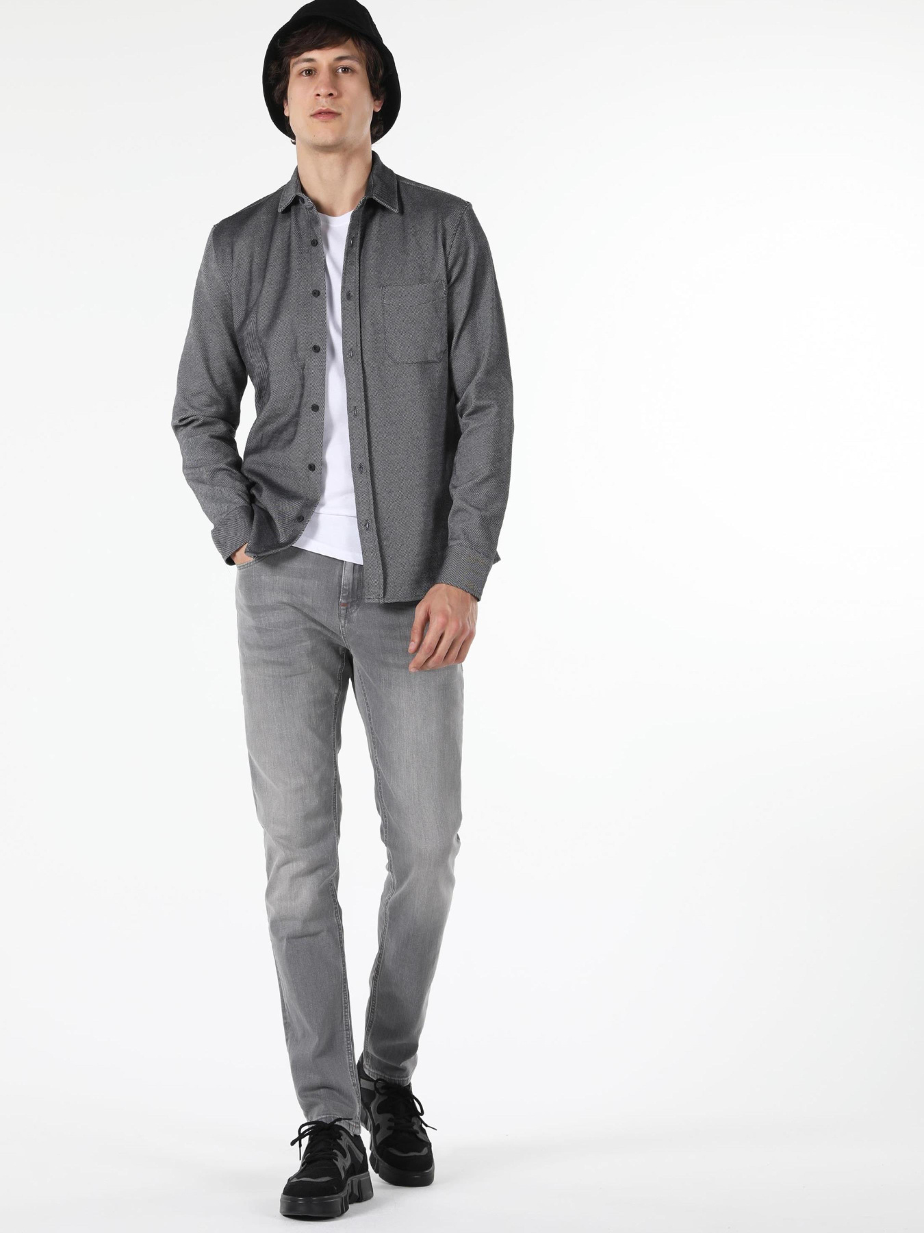 Рубашки Colin’s модель CL1057177_Q1.V1_BLK Рубашки Colin’s модель CL1057177_Q1.V1_BLK Фото