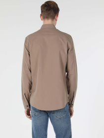 Рубашки Colin’s модель CL1057179_Q1.V1_BEI Рубашки Colin’s модель CL1057179_Q1.V1_BEI Фото