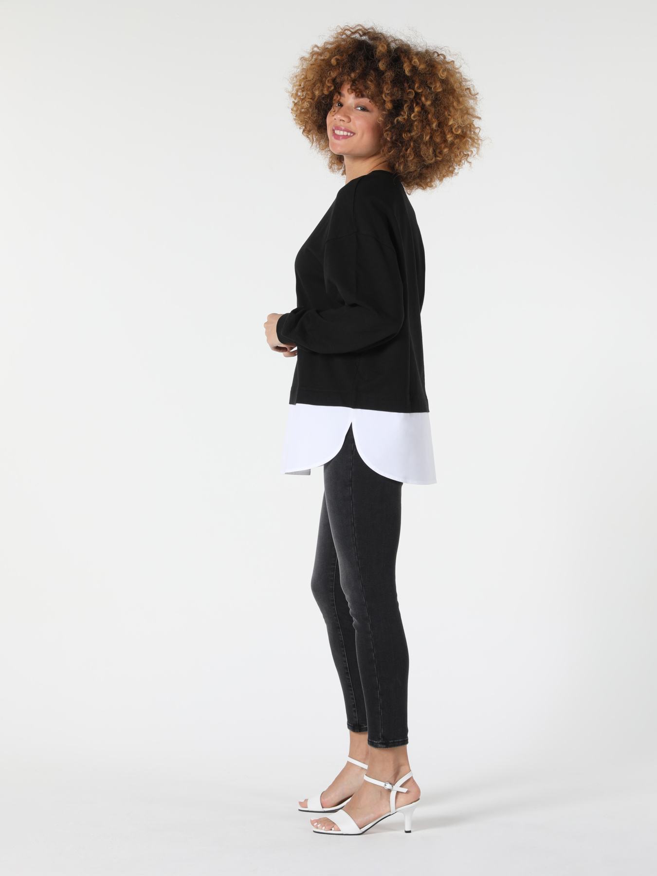 Худи и свитшоты Colin’s модель CL1057368_Q1.V1_BLK Фото