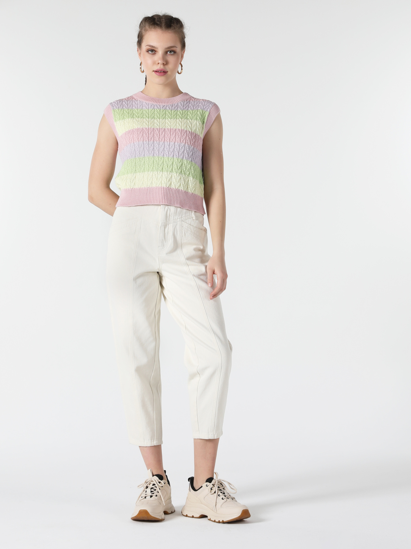 Худи и свитшоты Colin’s модель CL1057392_Q1.V1_MTC Фото