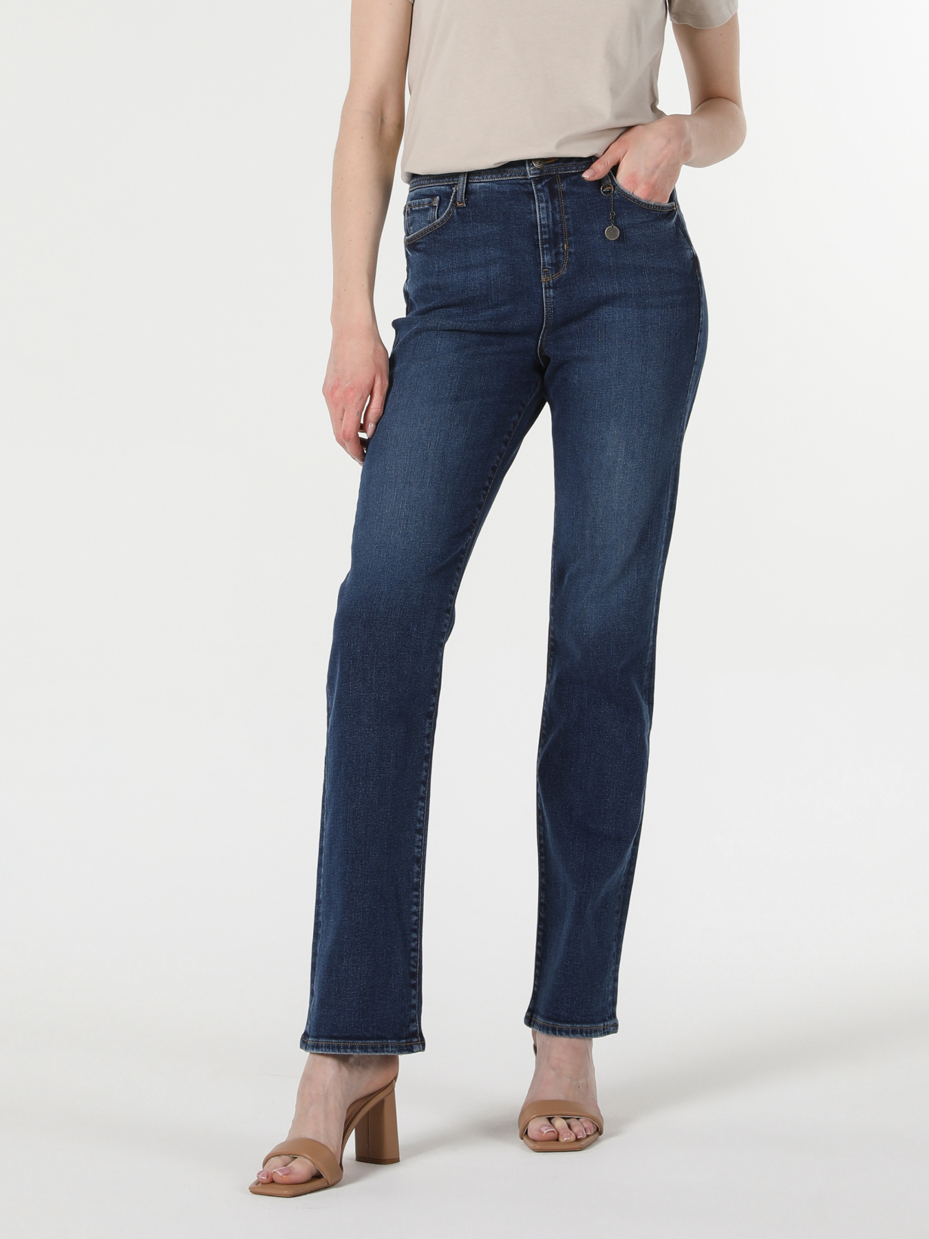 Прямые джинсы Colin’s модель CL1057923_Q1.V1_DN41839 Фото