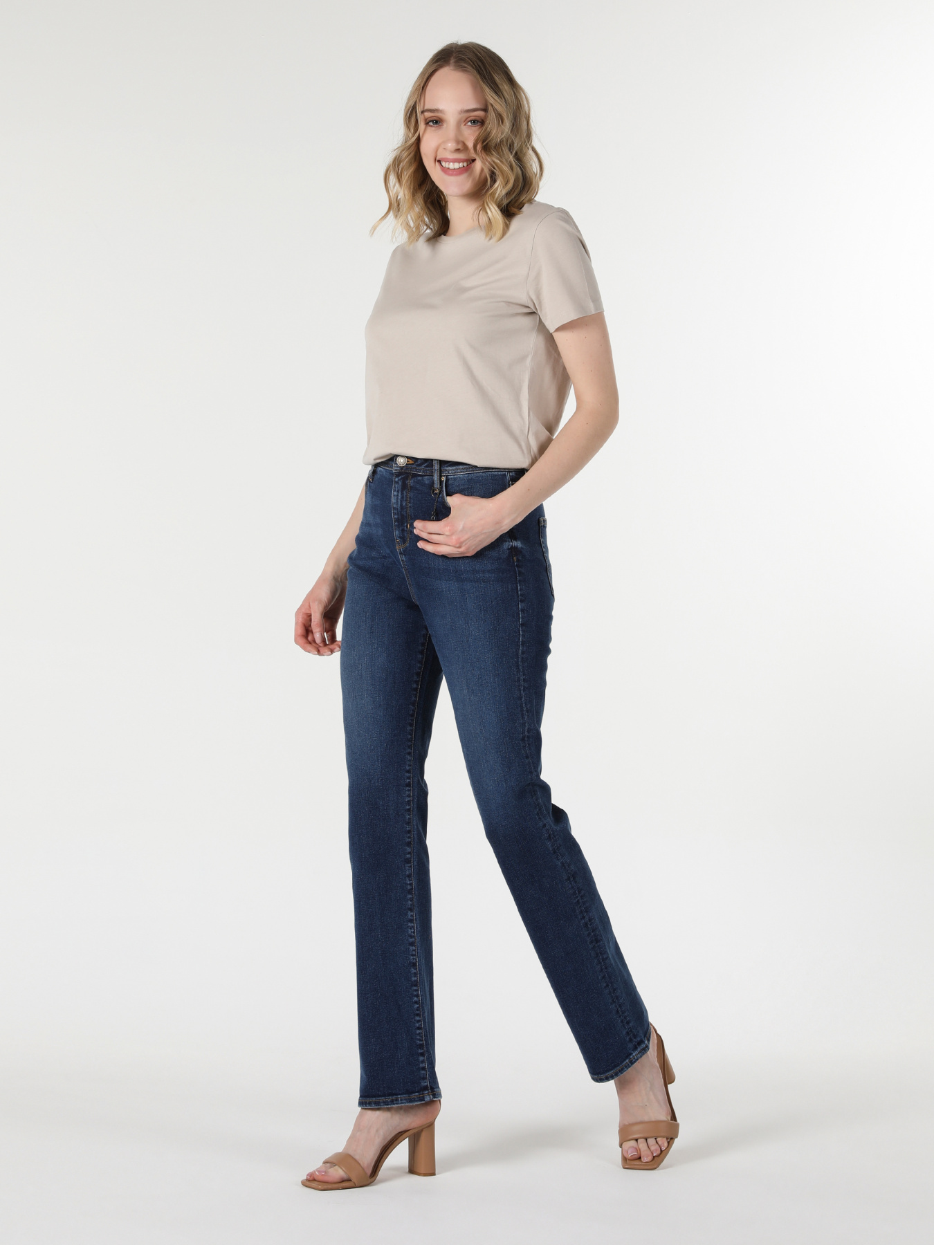 Прямые джинсы Colin’s модель CL1057923_Q1.V1_DN41839 Фото