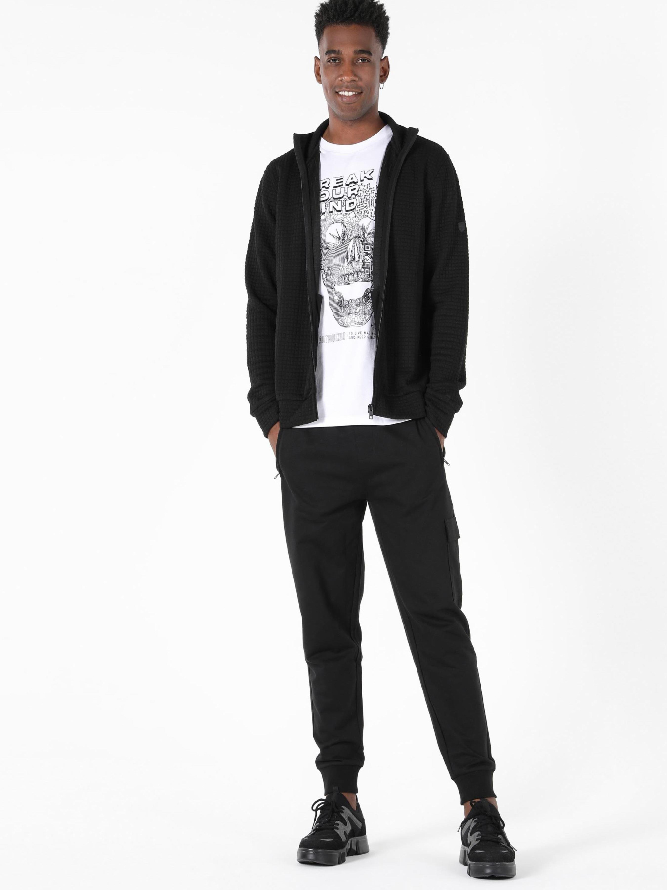 Кофты и свитера Colin’s модель CL1057269_Q1.V1_BLK Фото