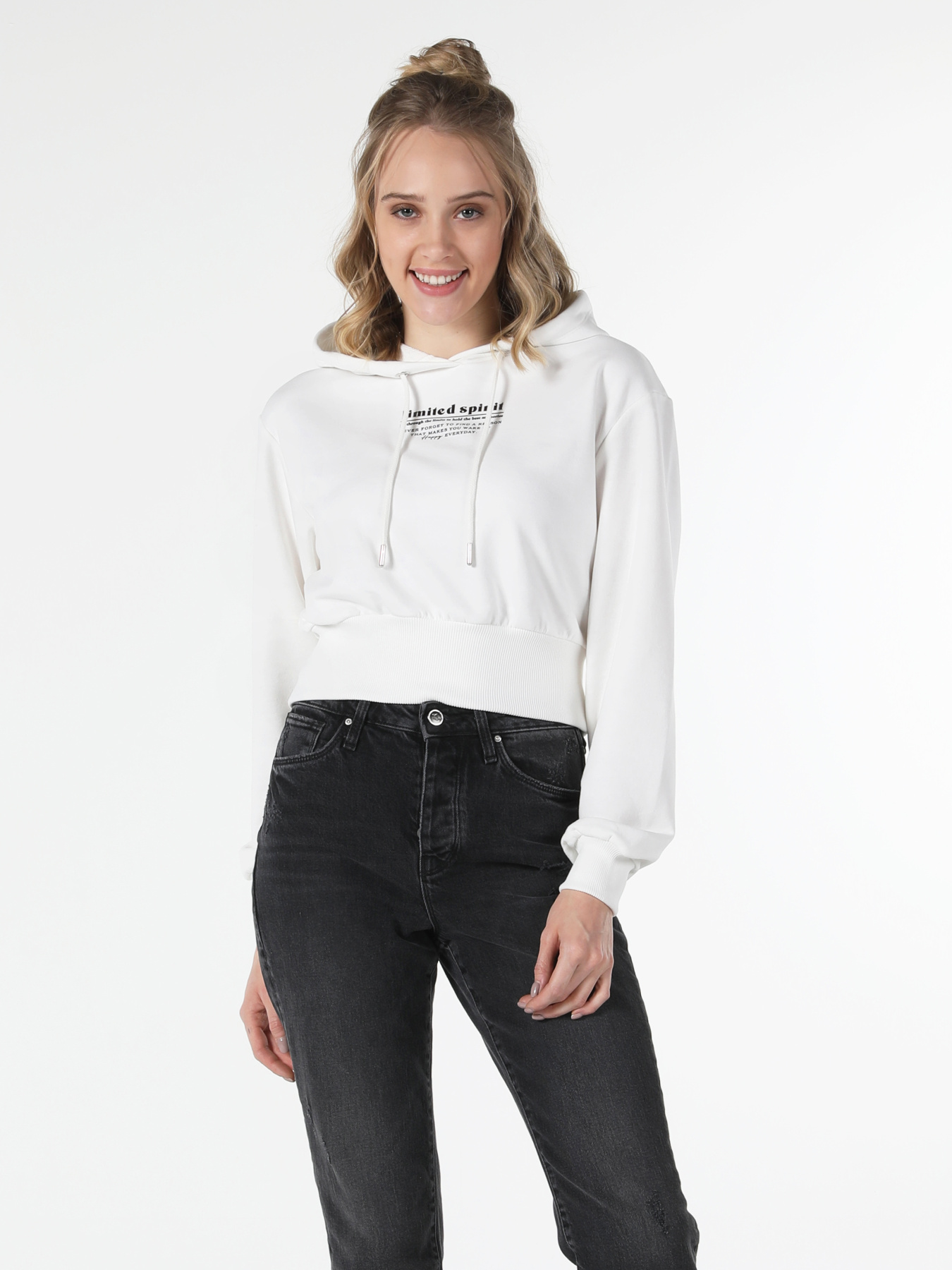 Кофты и свитера Colin’s модель CL1057344_Q1.V1_WHT Фото