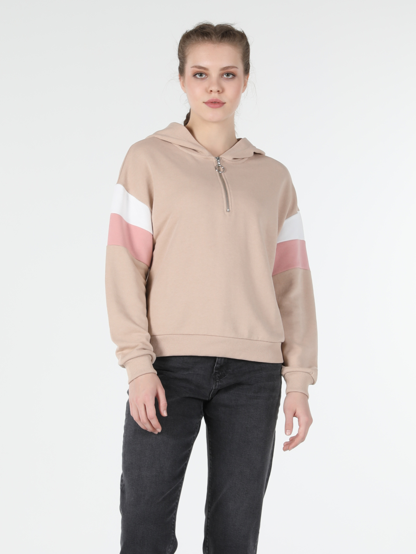 Кофты и свитера Colin’s модель CL1052446_Q1.V1_BEI Фото