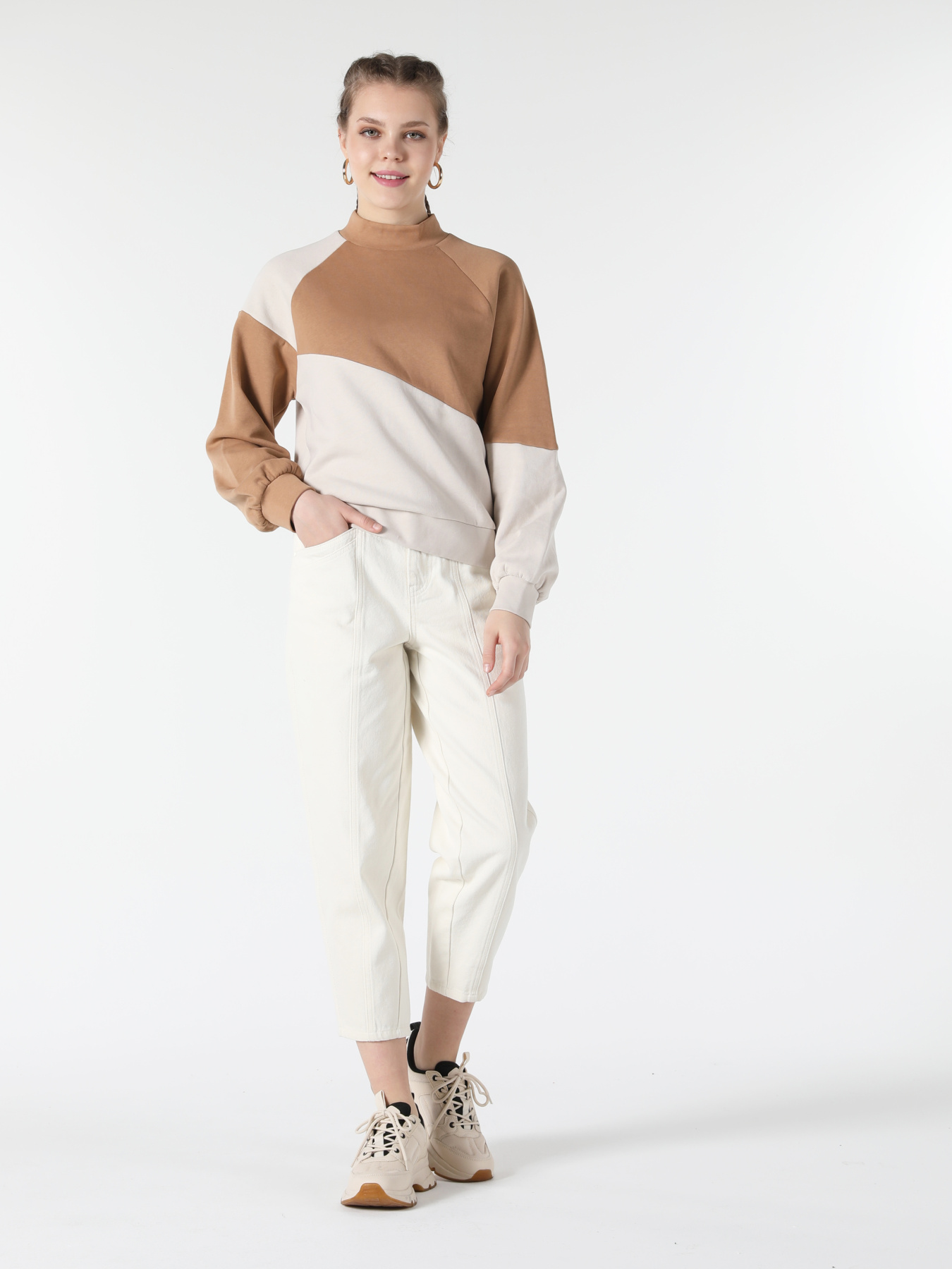 Кофты и свитера Colin’s модель CL1057238_Q1.V1_BEI Фото