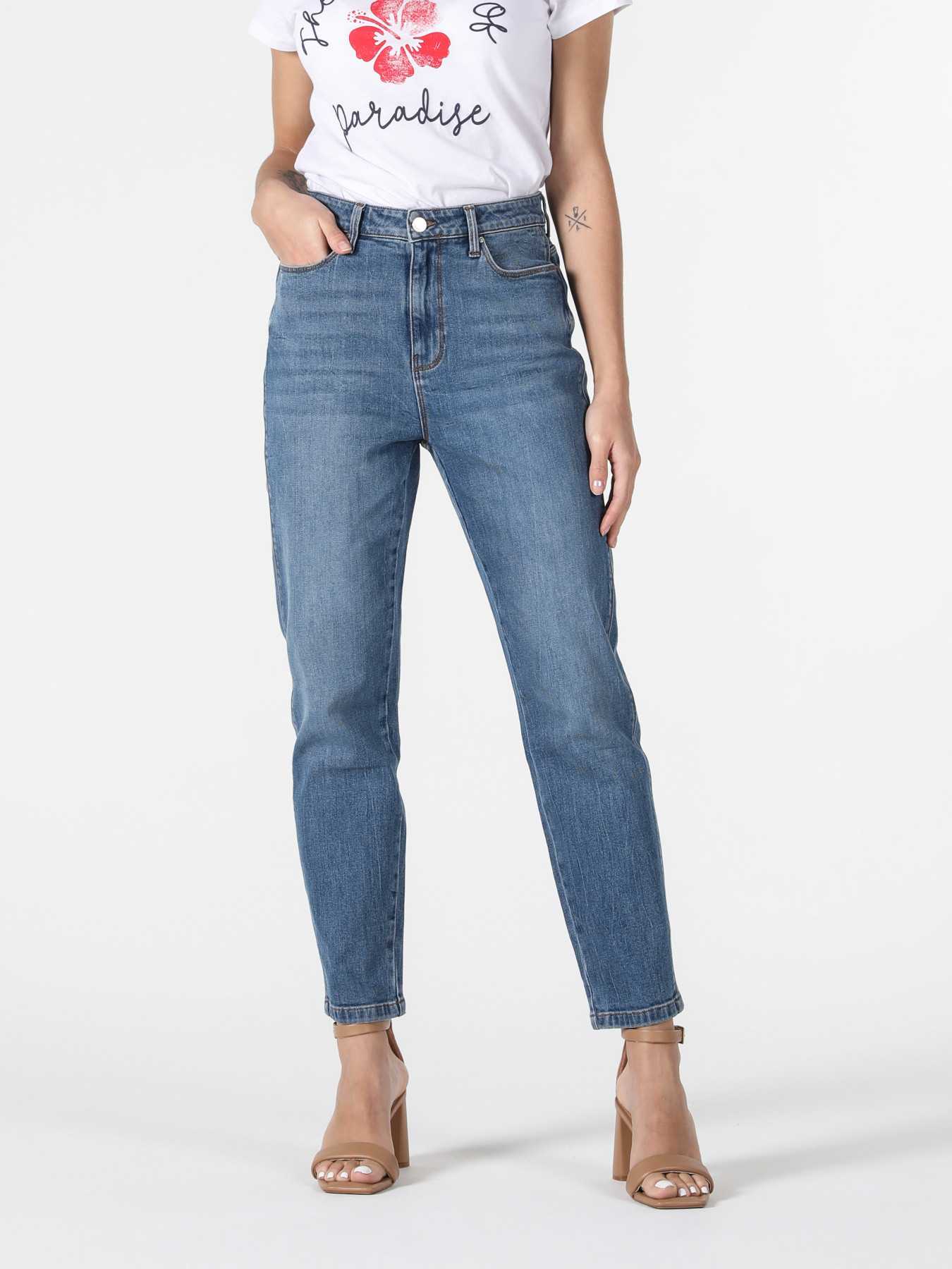 Джинсы мом Colin’s модель CL1057973_Q1.V1_DN04750 Фото