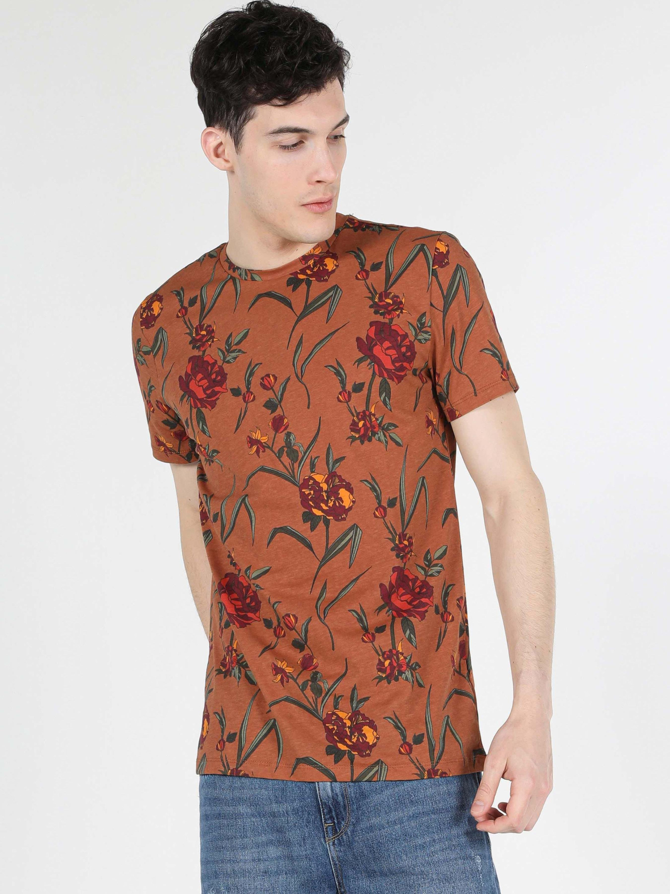 Футболки и поло Colin’s модель CL1057020_Q1.V1_CRM Фото