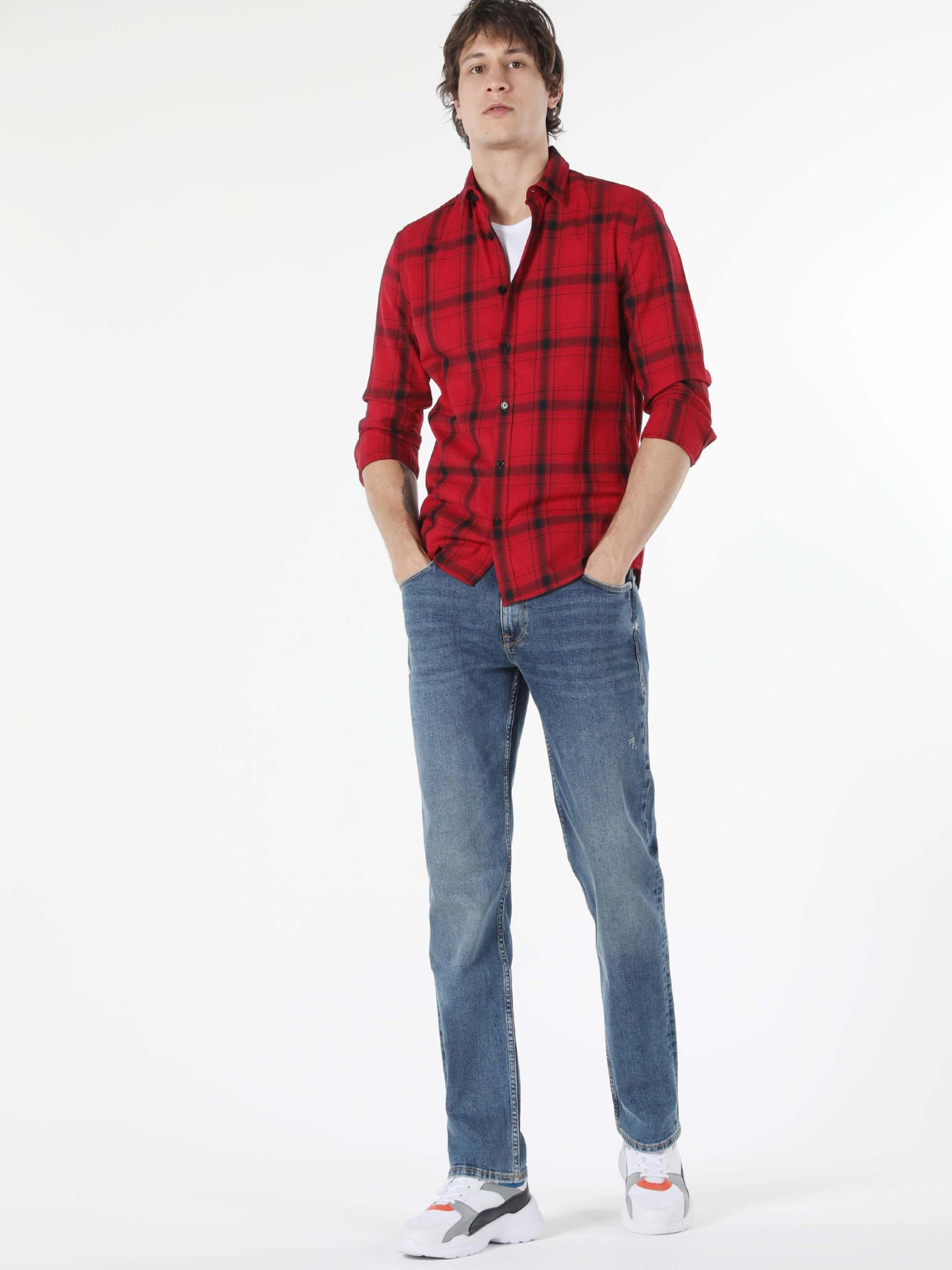 Сорочки Colin’s модель CL1058251_Q1.V1_RED Фото