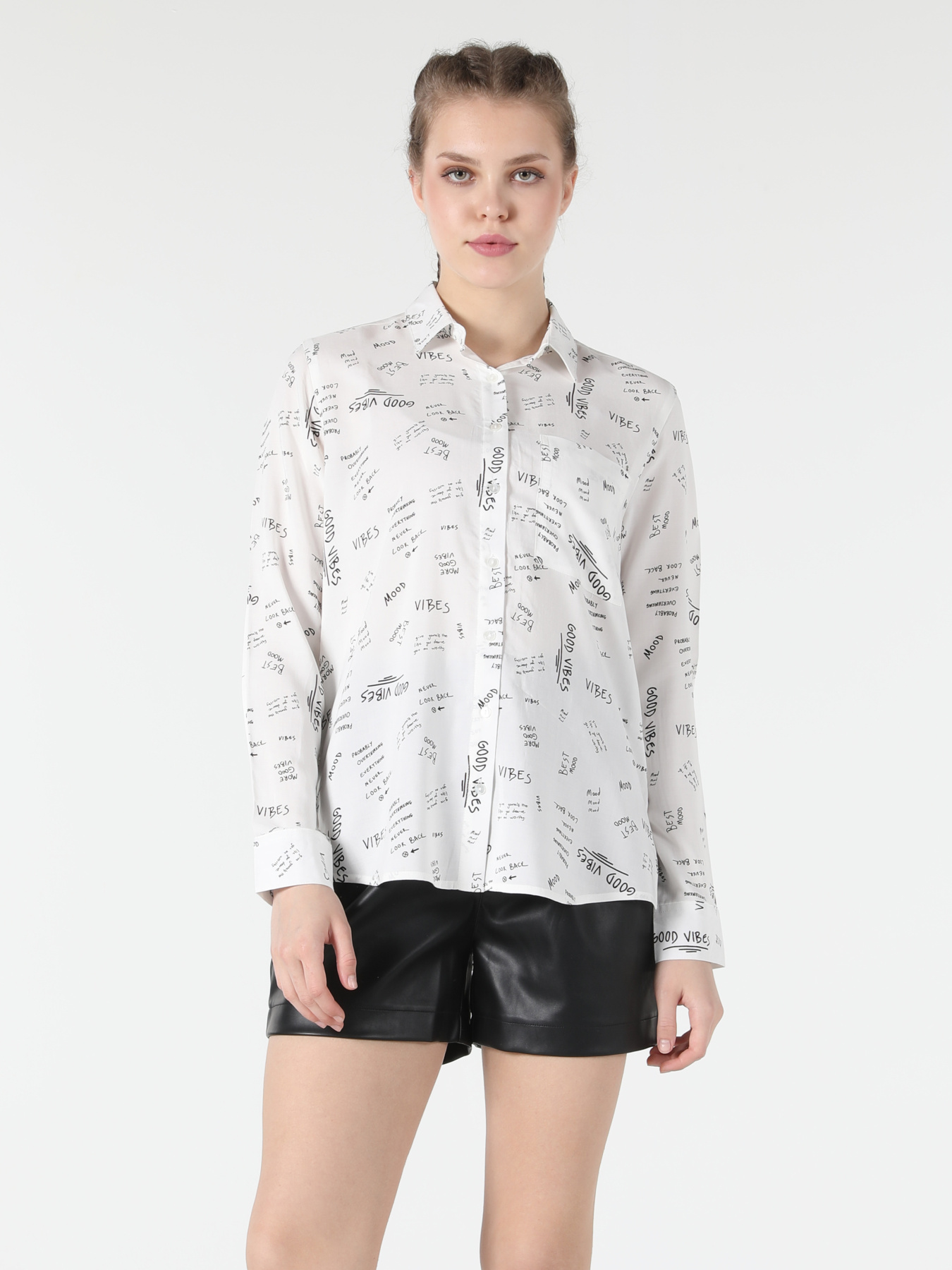 Сорочки Colin’s модель CL1058105_Q1.V1_WHT Фото