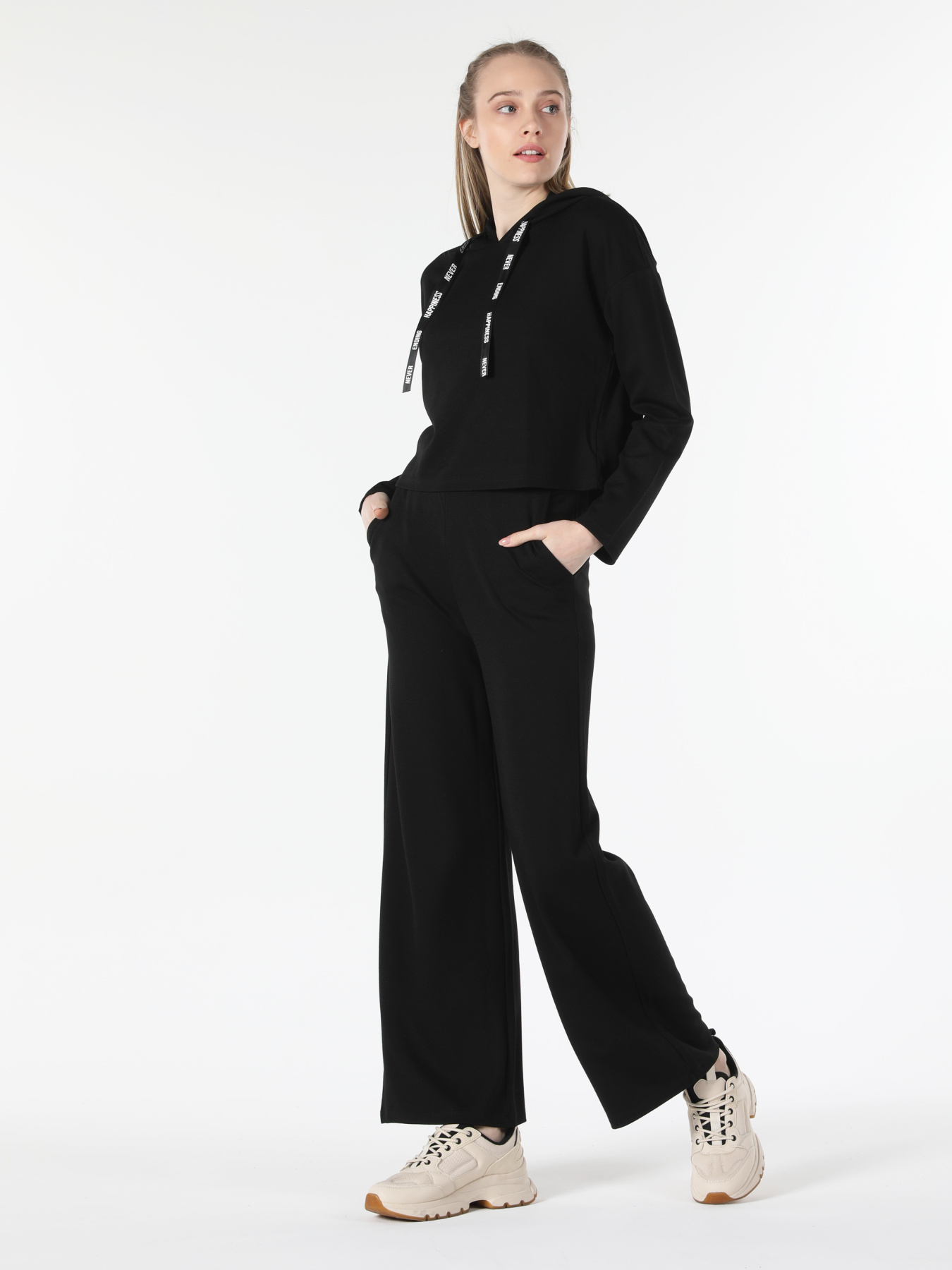 Кофты и свитера Colin’s модель CL1058515_Q1.V1_BLK Фото