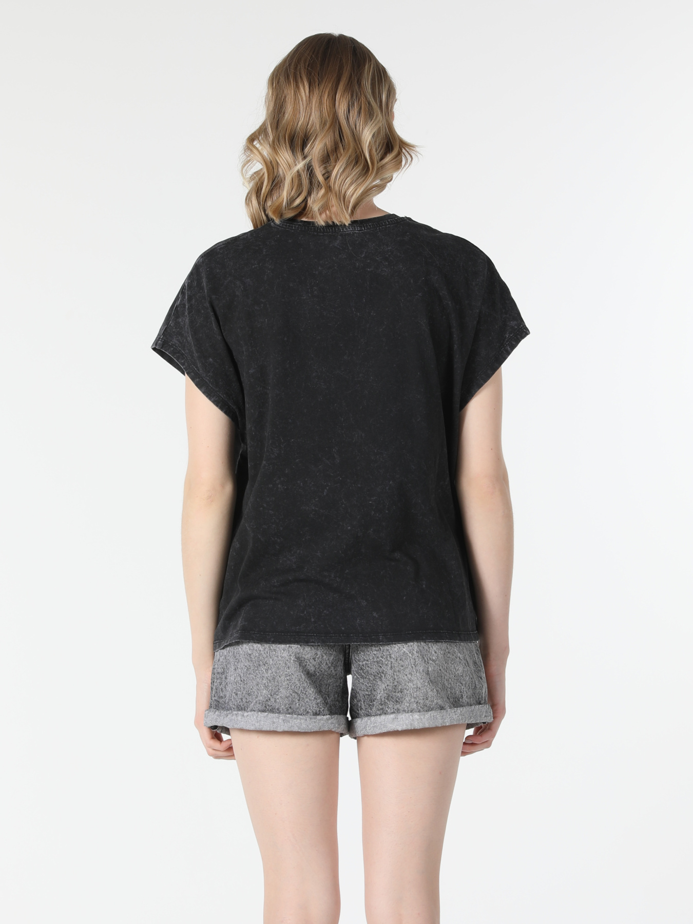 Футболки и поло Colin’s модель CL1057350_Q1.V1_BLK Фото