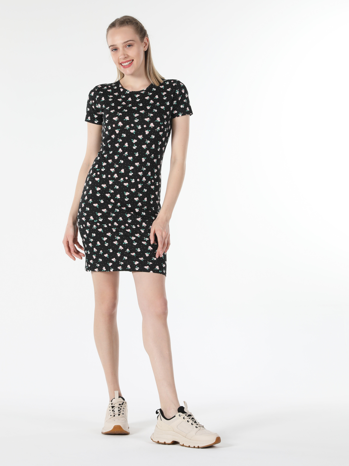 Платья Colin’s модель CL1058506_Q1.V1_BLK Фото