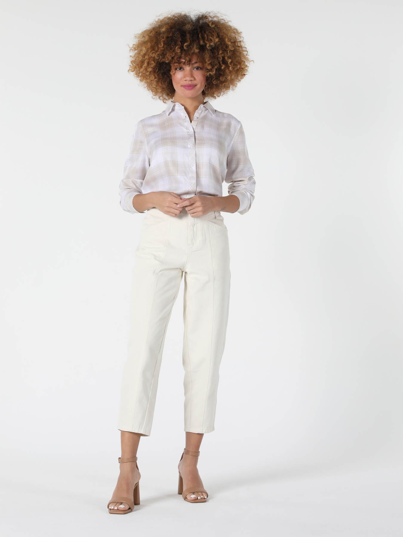 Рубашки Colin’s модель CL1058067_Q1.V1_BEI Фото