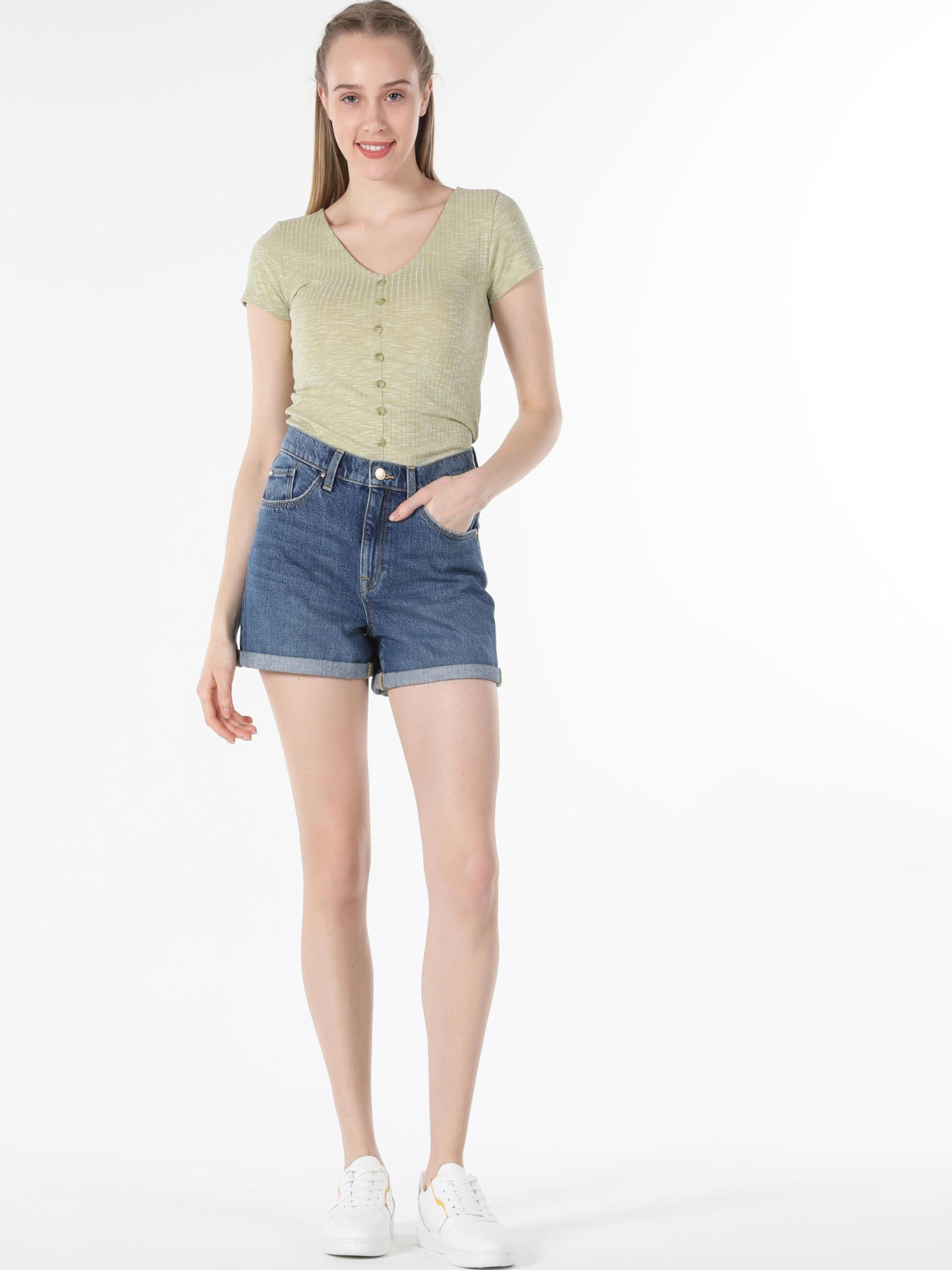 Футболки и поло Colin’s модель CL1058137_Q1.V1_OLV Фото