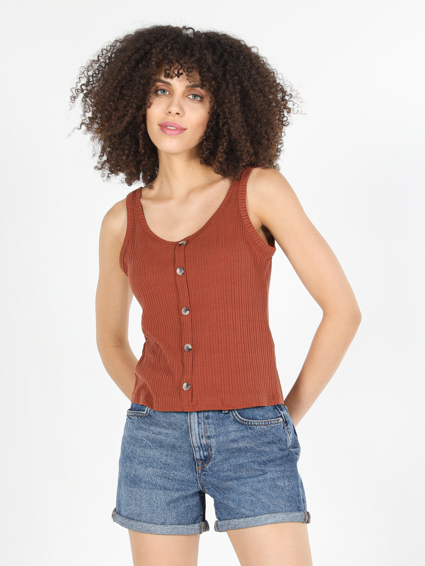 Футболки и поло Colin’s модель CL1058117_Q1.V1_COR Фото