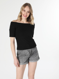 Футболки і поло Colin’s модель CL1059300_Q1.V1_BLK Футболки і поло Colin’s модель CL1059300_Q1.V1_BLK Фото