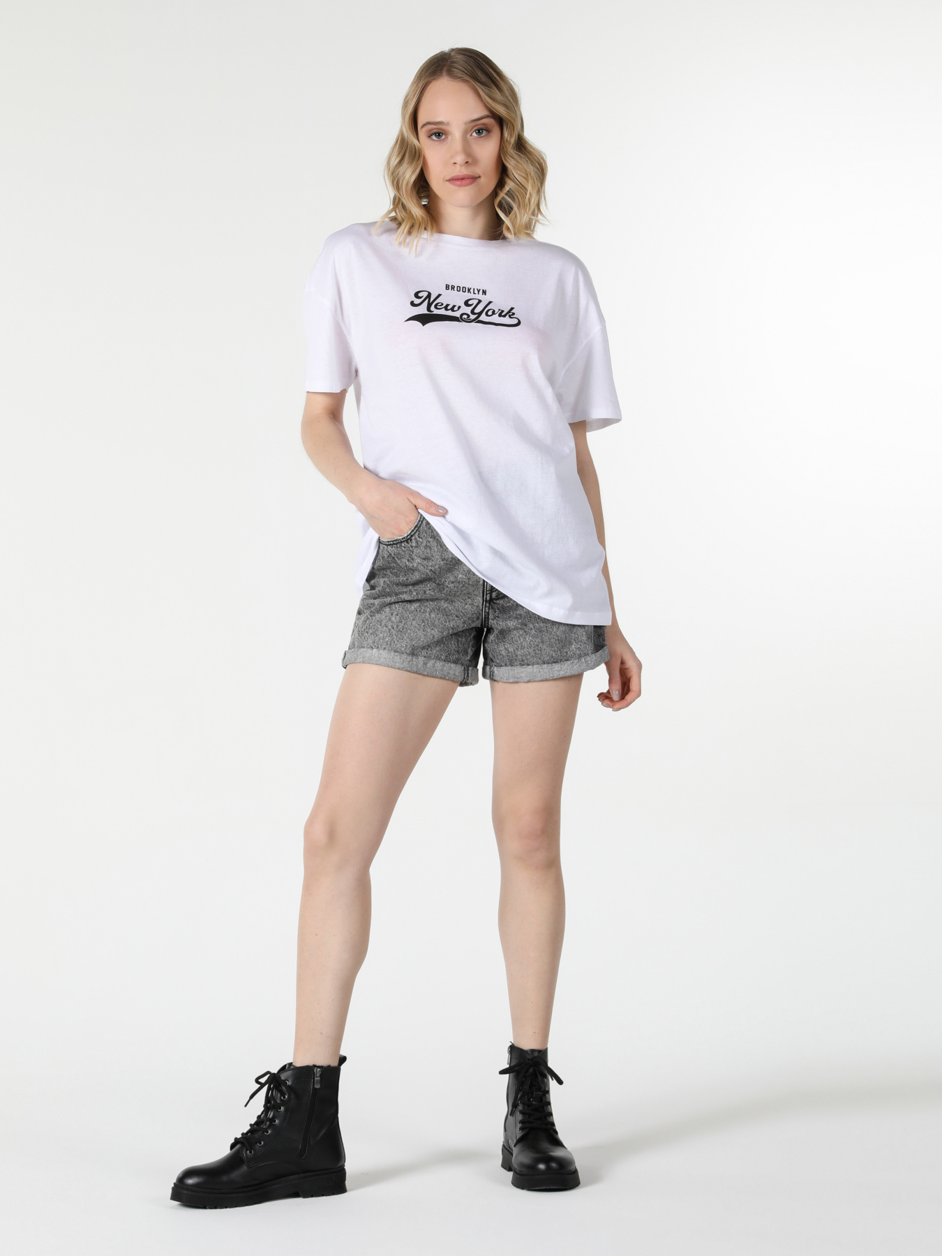 Футболки и поло Colin’s модель CL1059198_Q1.V1_WHT Фото