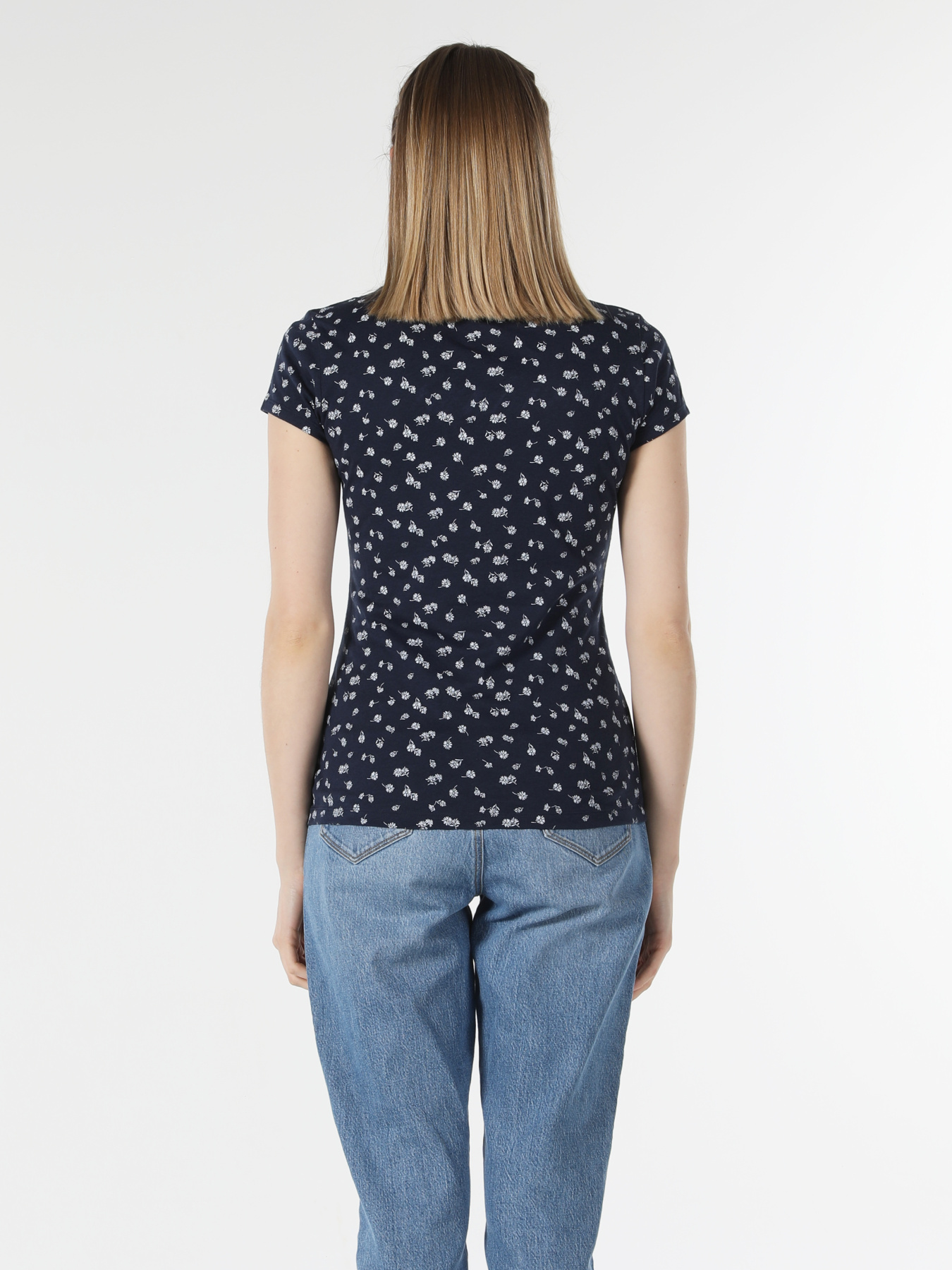 Футболки и поло Colin’s модель CL1058499_Q1.V1_NAV Фото