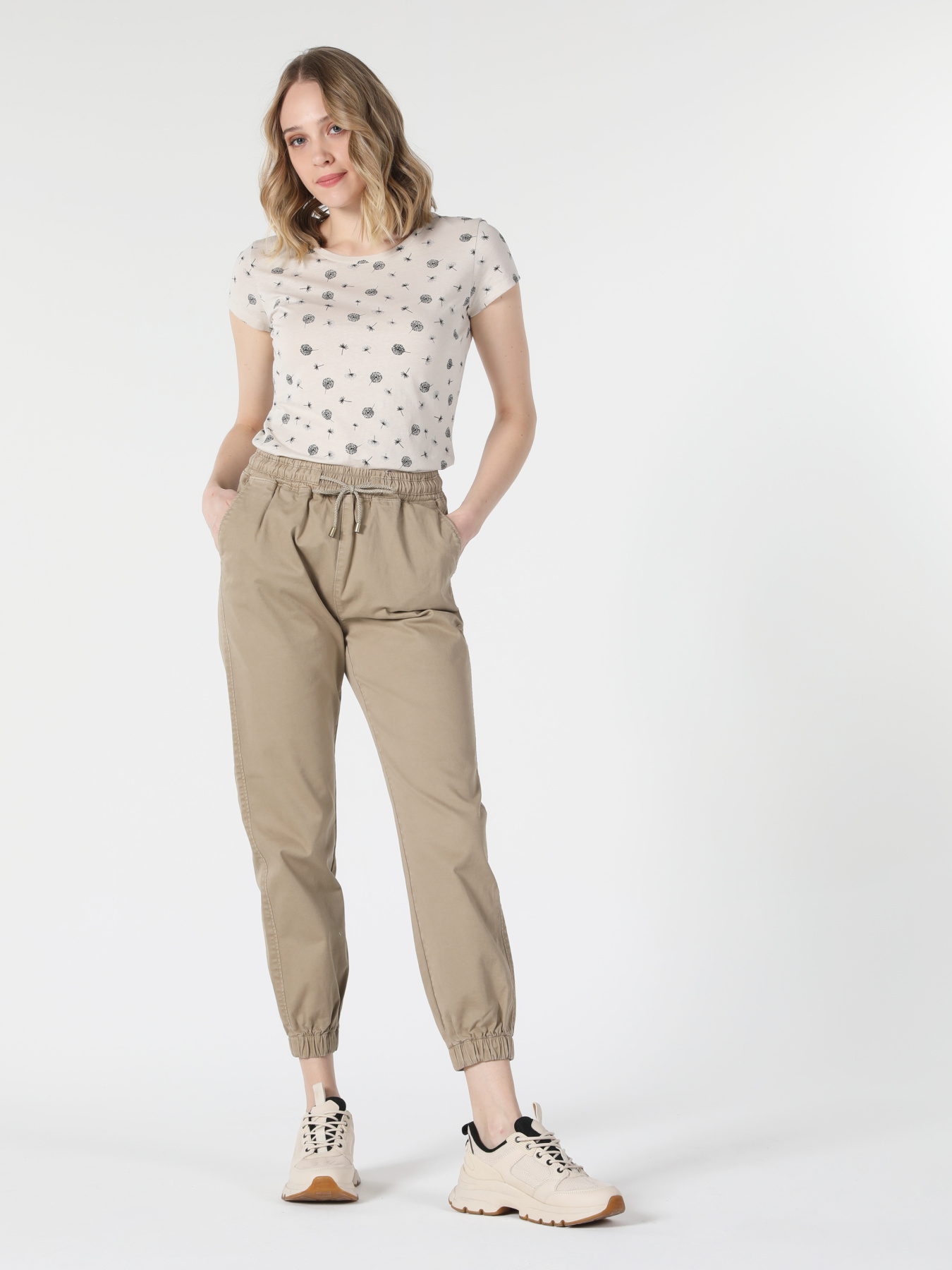 Футболки и поло Colin’s модель CL1058498_Q1.V1_BEI Фото