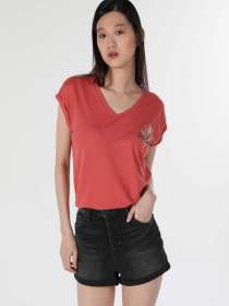 Футболки и поло Colin’s модель CL1058144_Q1.V1_COR Фото