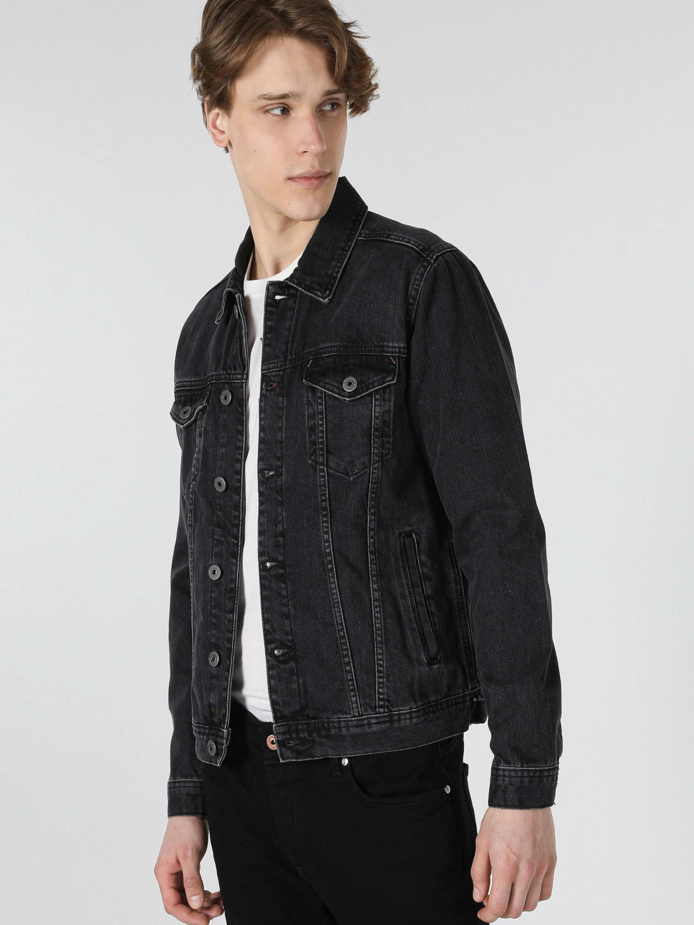 Куртки Colin’s модель CL1058531_Q1.V1_DN04331 Фото