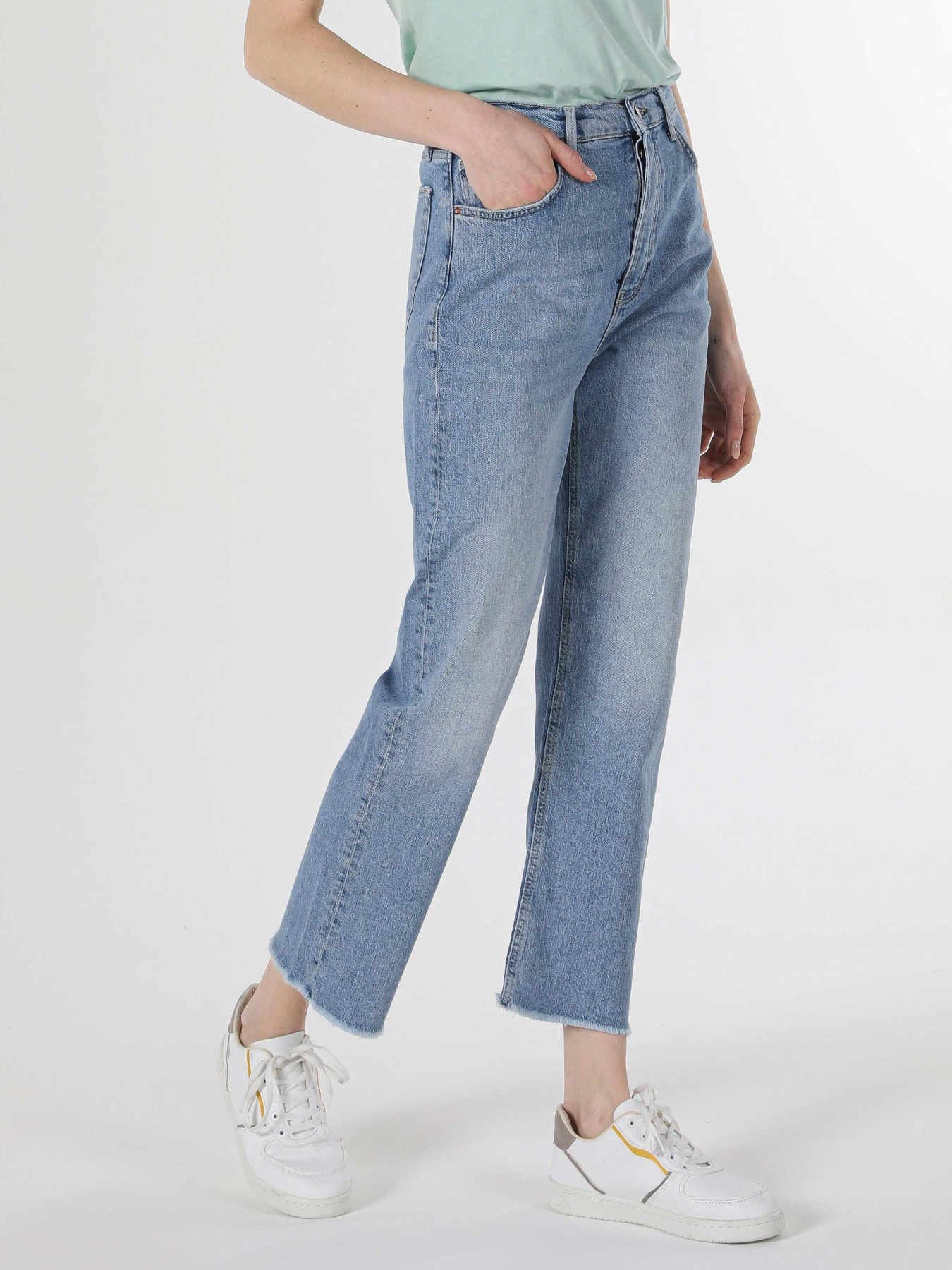 Прямые джинсы Colin’s модель CL1058602_Q1.V1_DN02407 Фото