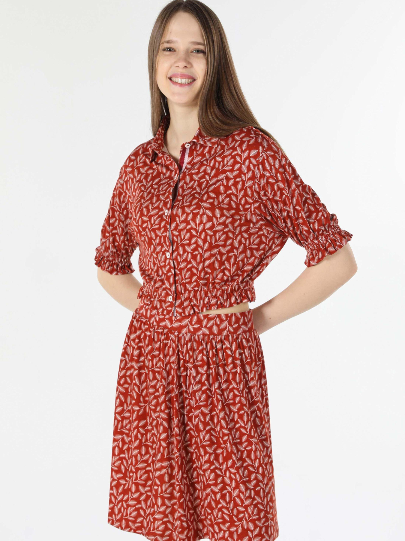 Футболки и поло Colin’s модель CL1059004_Q1.V1_COR Фото