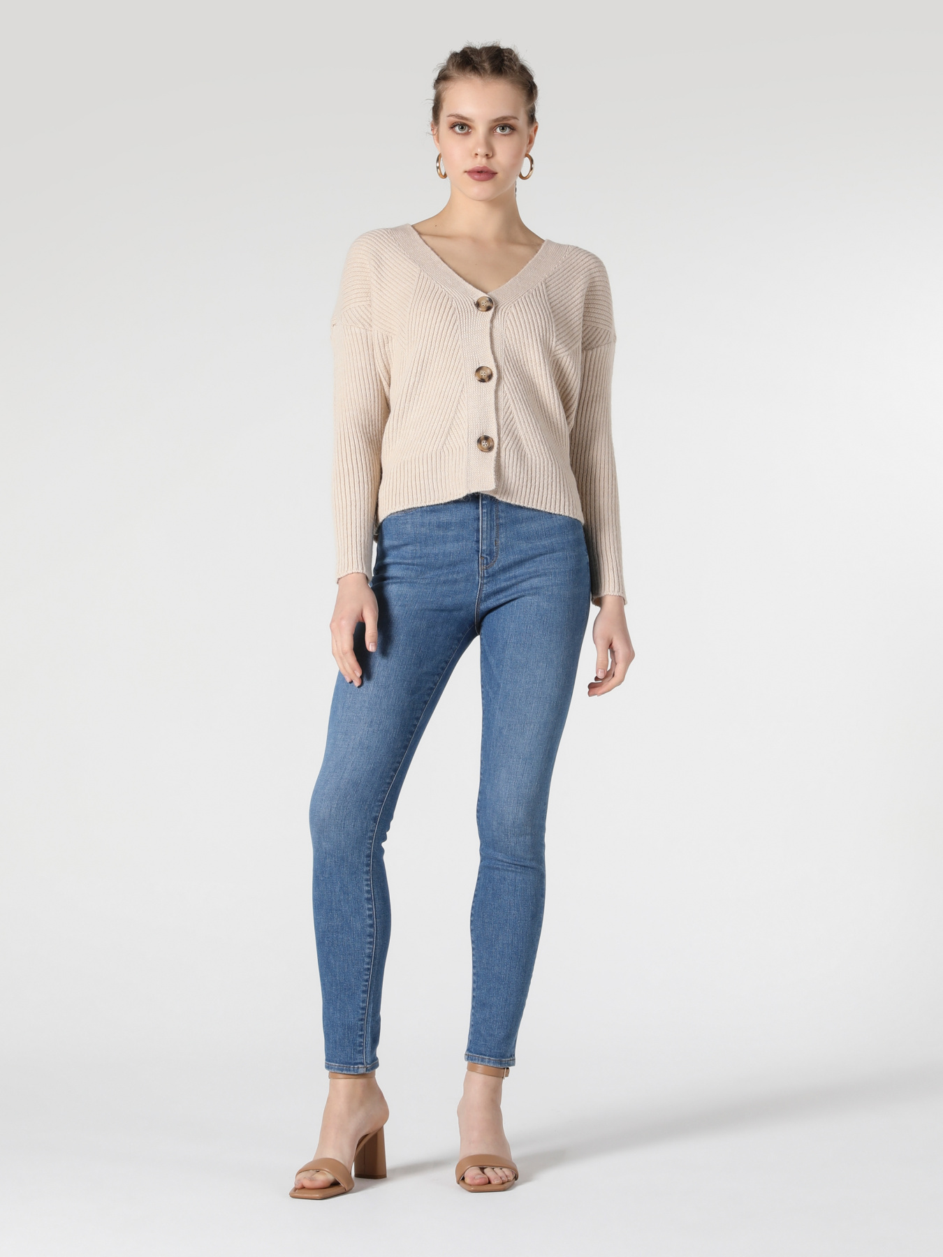 Кофты и свитера Colin’s модель CL1059584_Q1.V1_BEI Фото