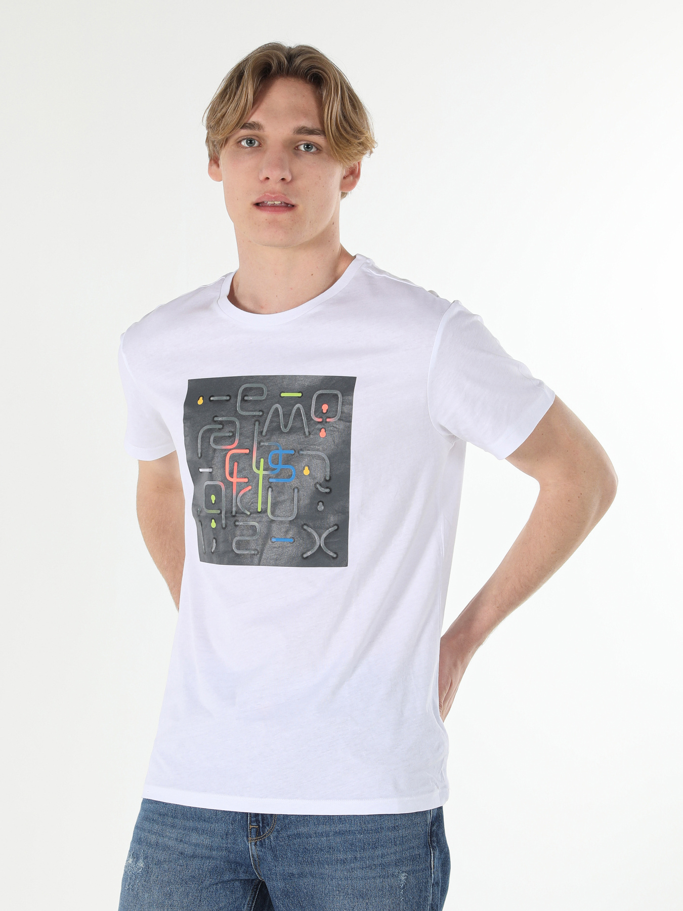 Футболки и поло Colin’s модель CL1057136_Q1.V1_WHT Фото