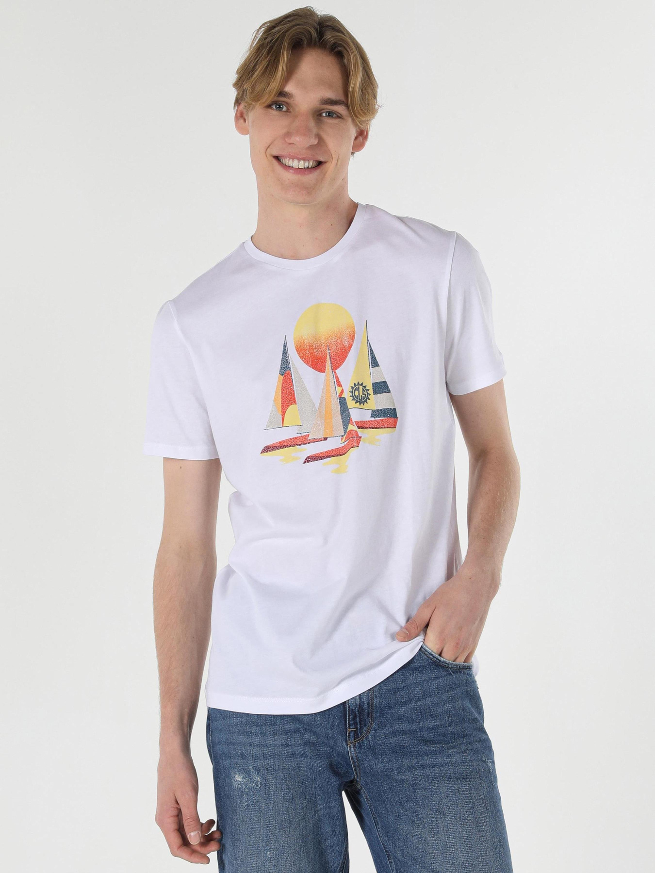 Футболки і поло Colin’s модель CL1059546_Q1.V1_WHT Футболки і поло Colin’s модель CL1059546_Q1.V1_WHT Фото