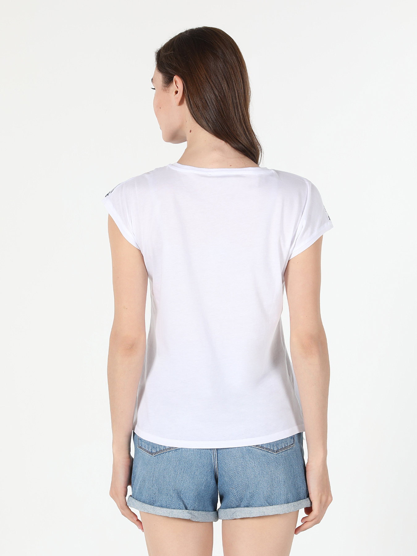 Футболки и поло Colin’s модель CL1059007_Q1.V1_WHT Фото