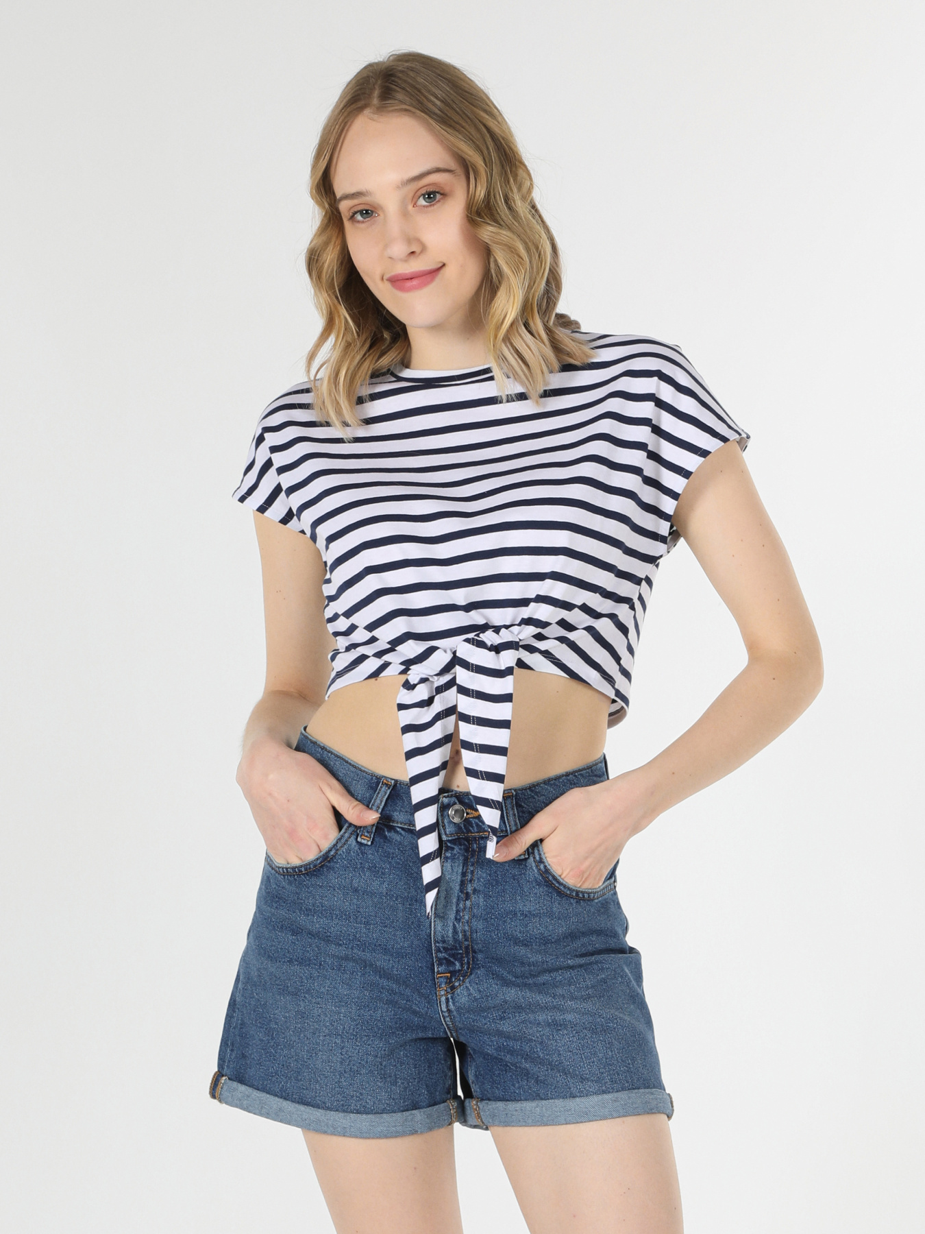 Футболки и поло Colin’s модель CL1059036_Q1.V1_NAV Фото