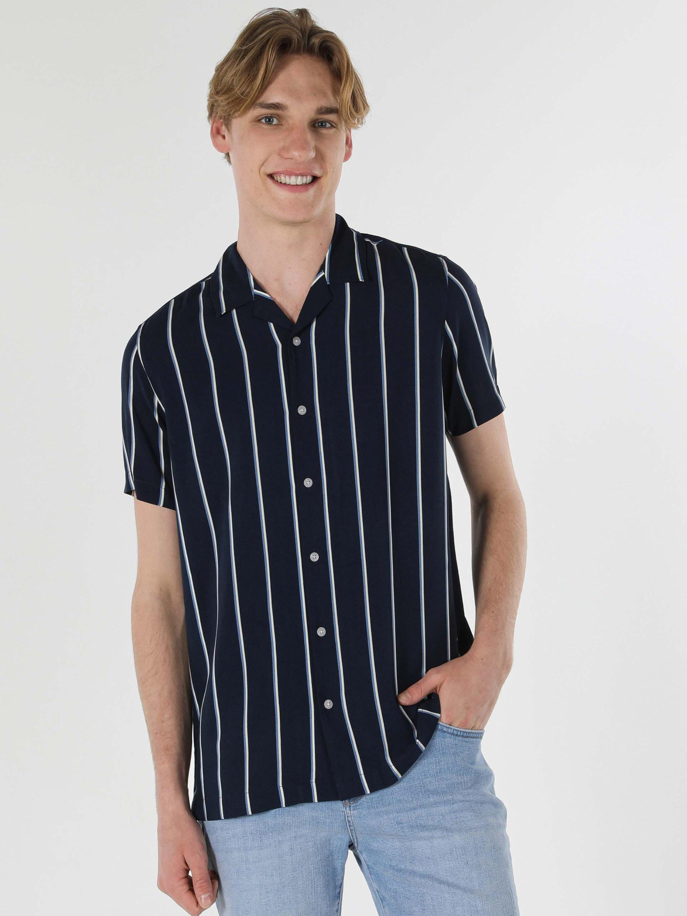 Рубашки Colin’s модель CL1057496_Q1.V1_NAV Фото