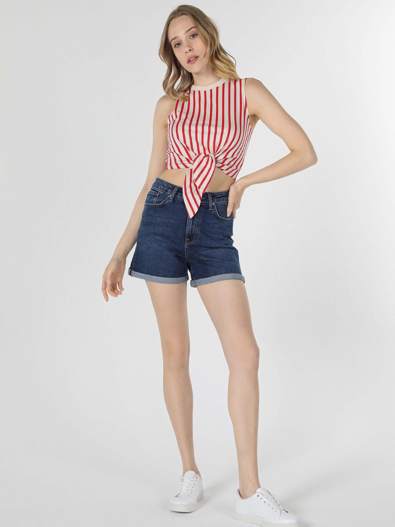 Футболки и поло Colin’s модель CL1059073_Q1.V1_CRL Фото