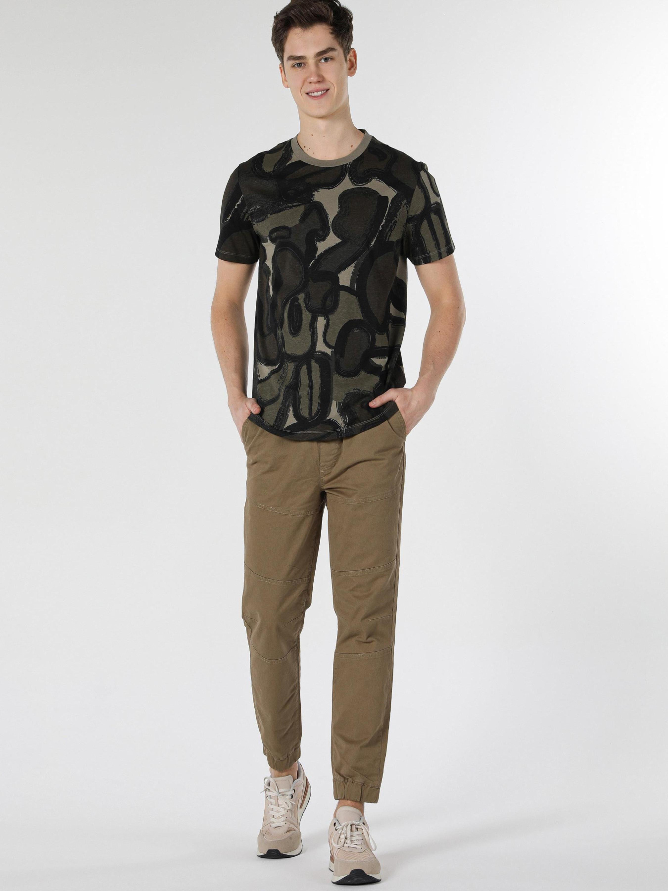 Футболки и поло Colin’s модель CL1059401_Q1.V1_KHA Фото