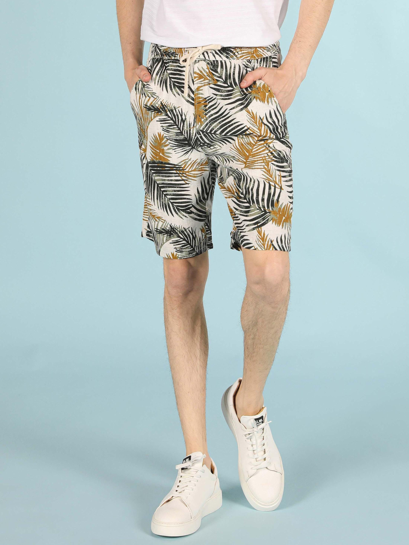 Шорти Colin’s модель CL1057984_Q1.V1_KHA Фото