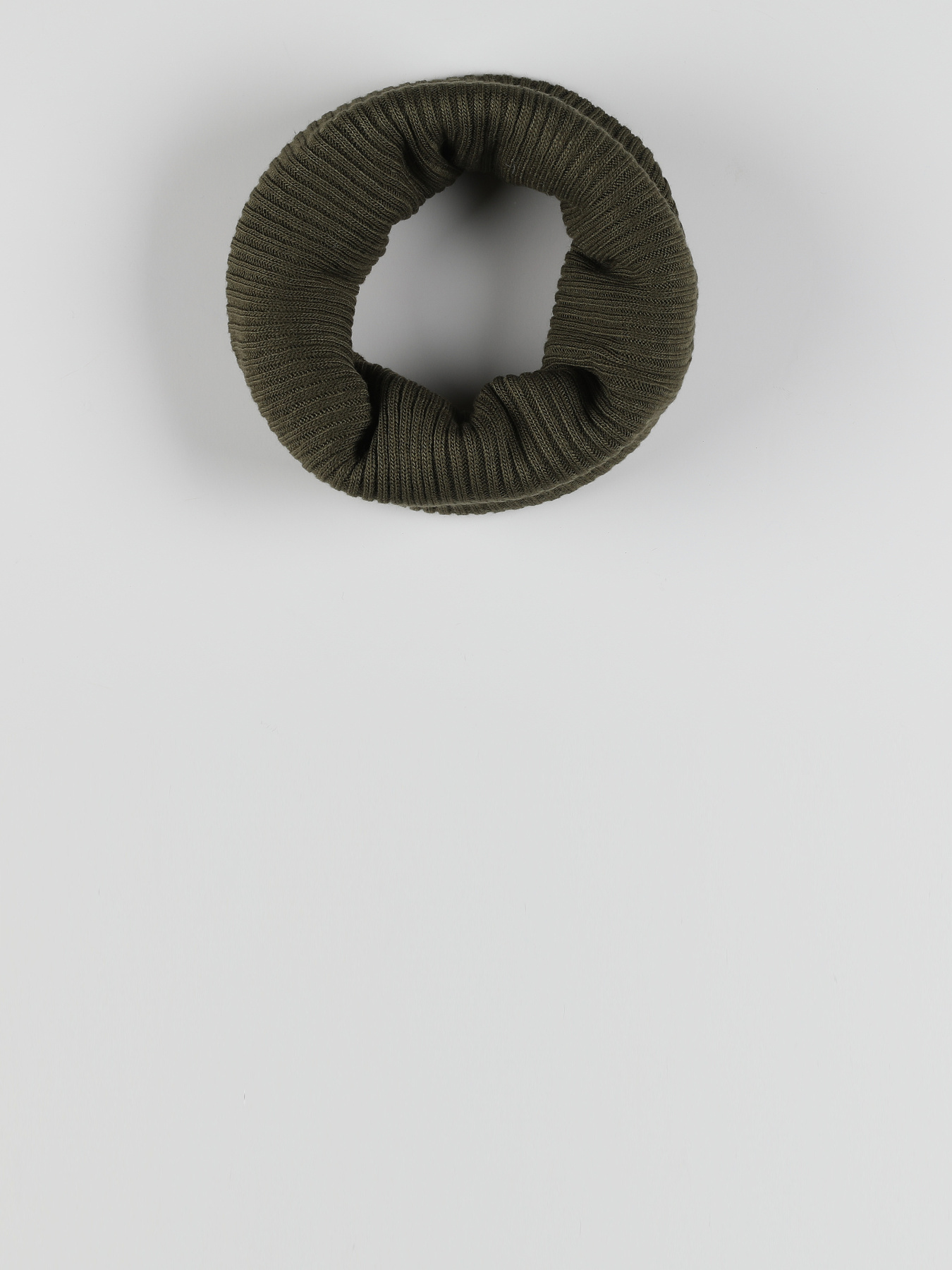 Шарфи та хустки Colin’s модель CL1061272_Q1.V1_KHA Фото