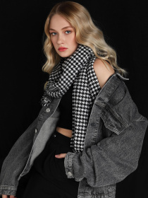 Шарфы и платки Colin’s модель CL1061320_Q1.V1_MTC Фото