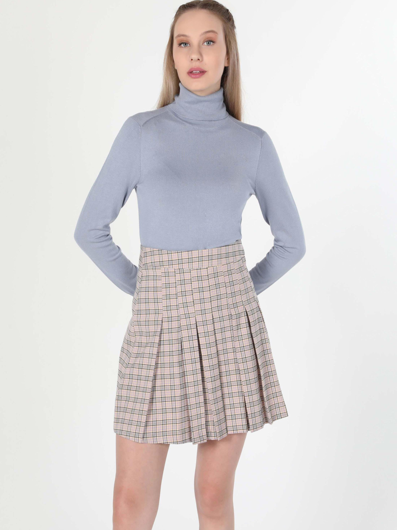 Худи и свитшоты Colin’s модель CL1051087_Q1.V1_BLM Фото