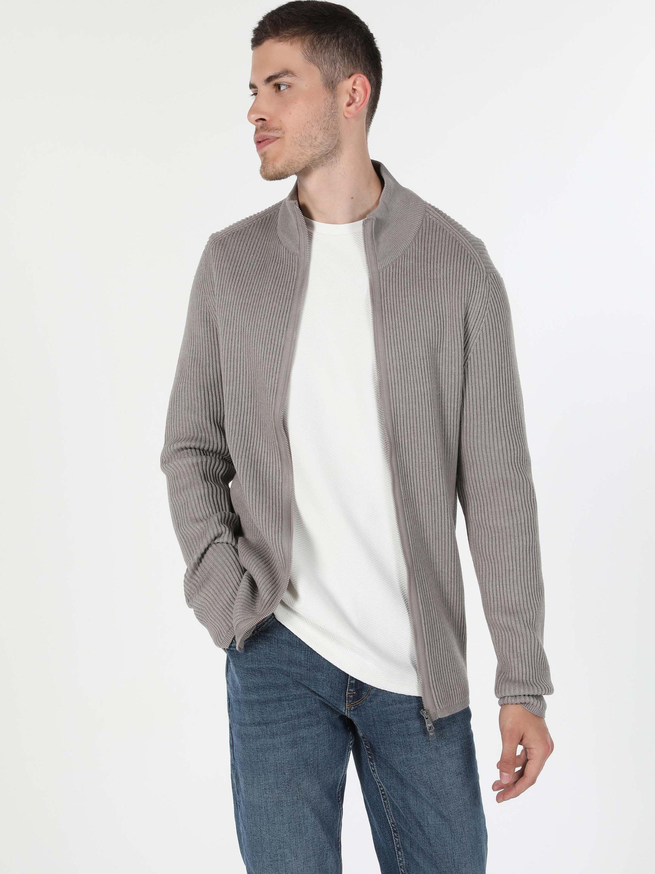 Худі та світшоти Colin’s модель CL1055784_Q1.V1_BME Худі та світшоти Colin’s модель CL1055784_Q1.V1_BME Фото