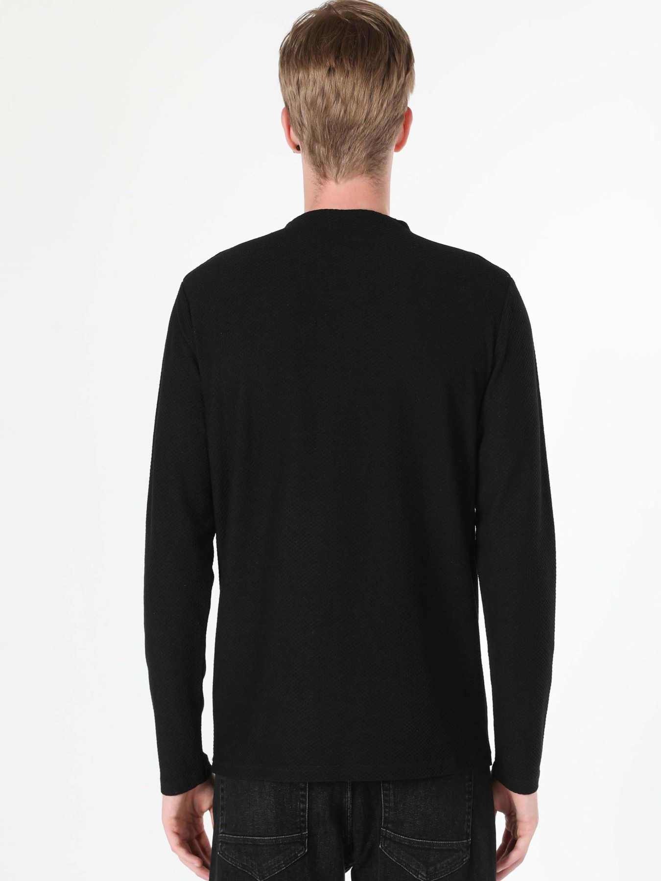 Худи и свитшоты Colin’s модель CL1060115_Q1.V1_BLK Фото