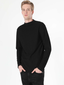 Худи и свитшоты Colin’s модель CL1060115_Q1.V1_BLK Фото