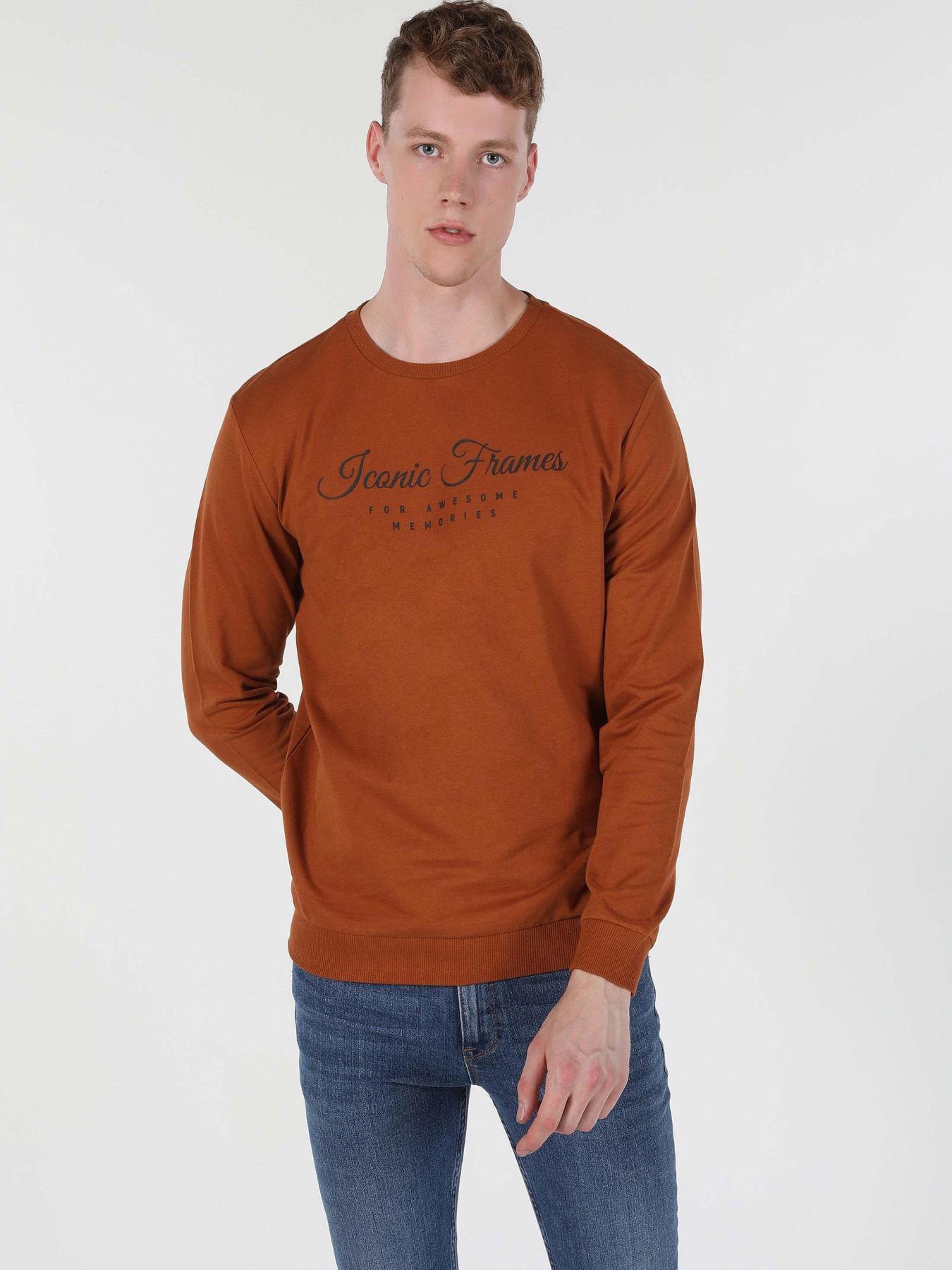 Худи и свитшоты Colin’s модель CL1060126_Q1.V1_COR Фото