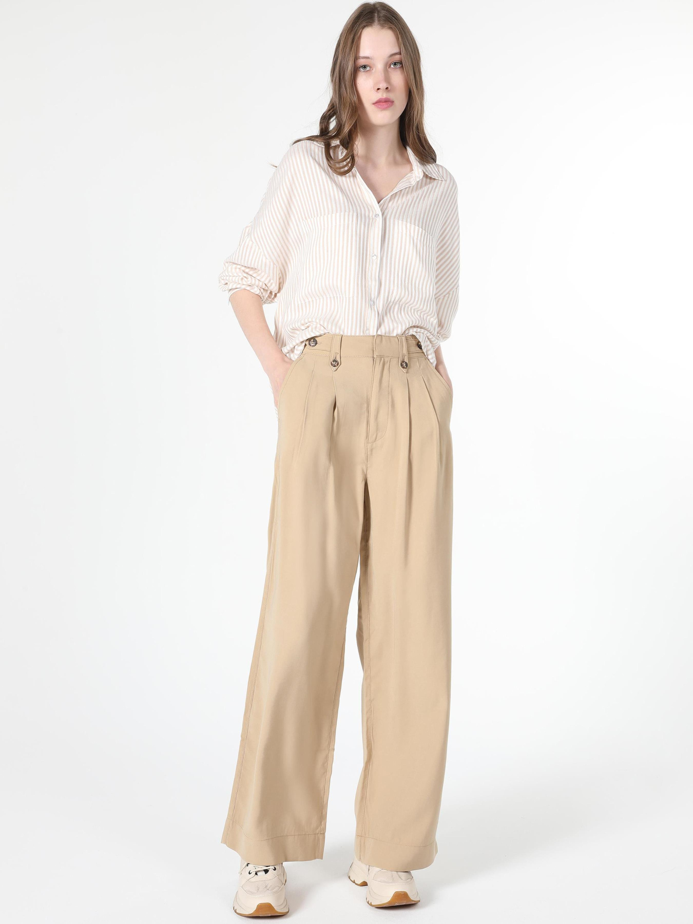 Рубашки Colin’s модель CL1061046_Q1.V1_BEI Фото