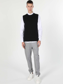 Худи и свитшоты Colin’s модель CL1060495_Q1.V1_BLK Фото