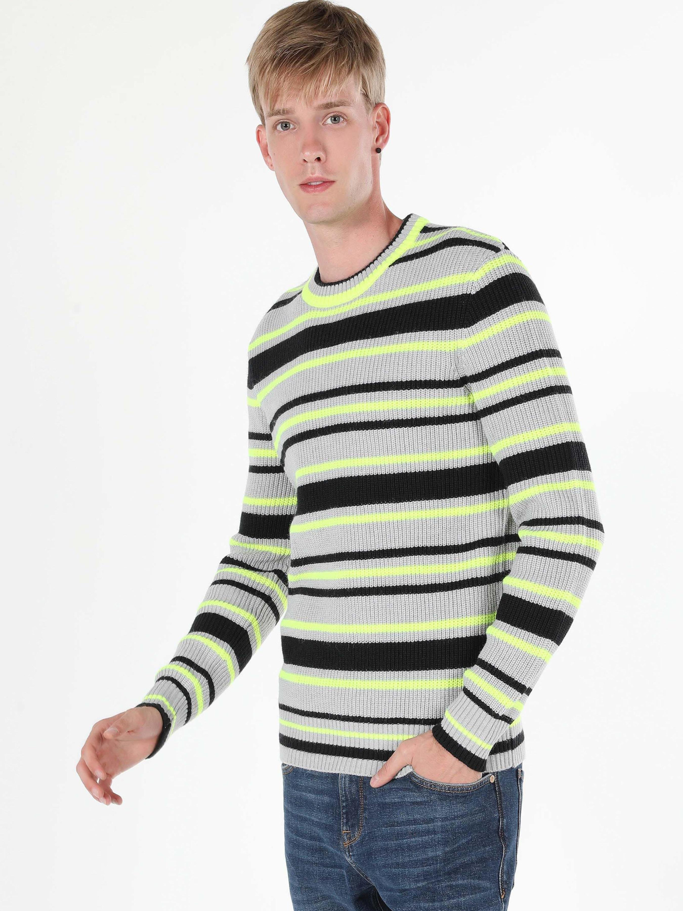 Кофты и свитера Colin’s модель CL1060917_Q1.V1_LGM Фото