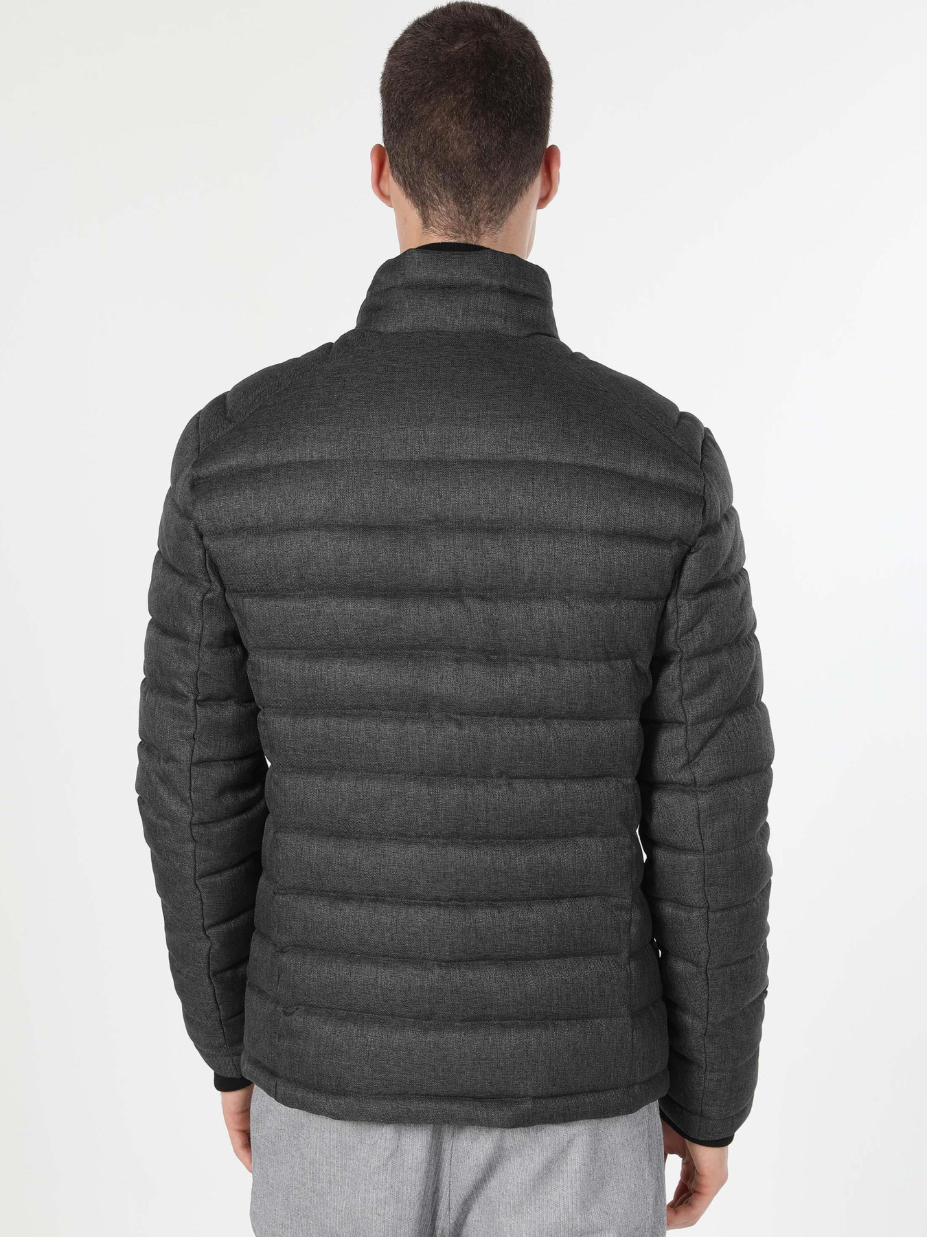 Куртки та дублянки Colin’s модель CL1061448_Q1.V1_ANT Фото