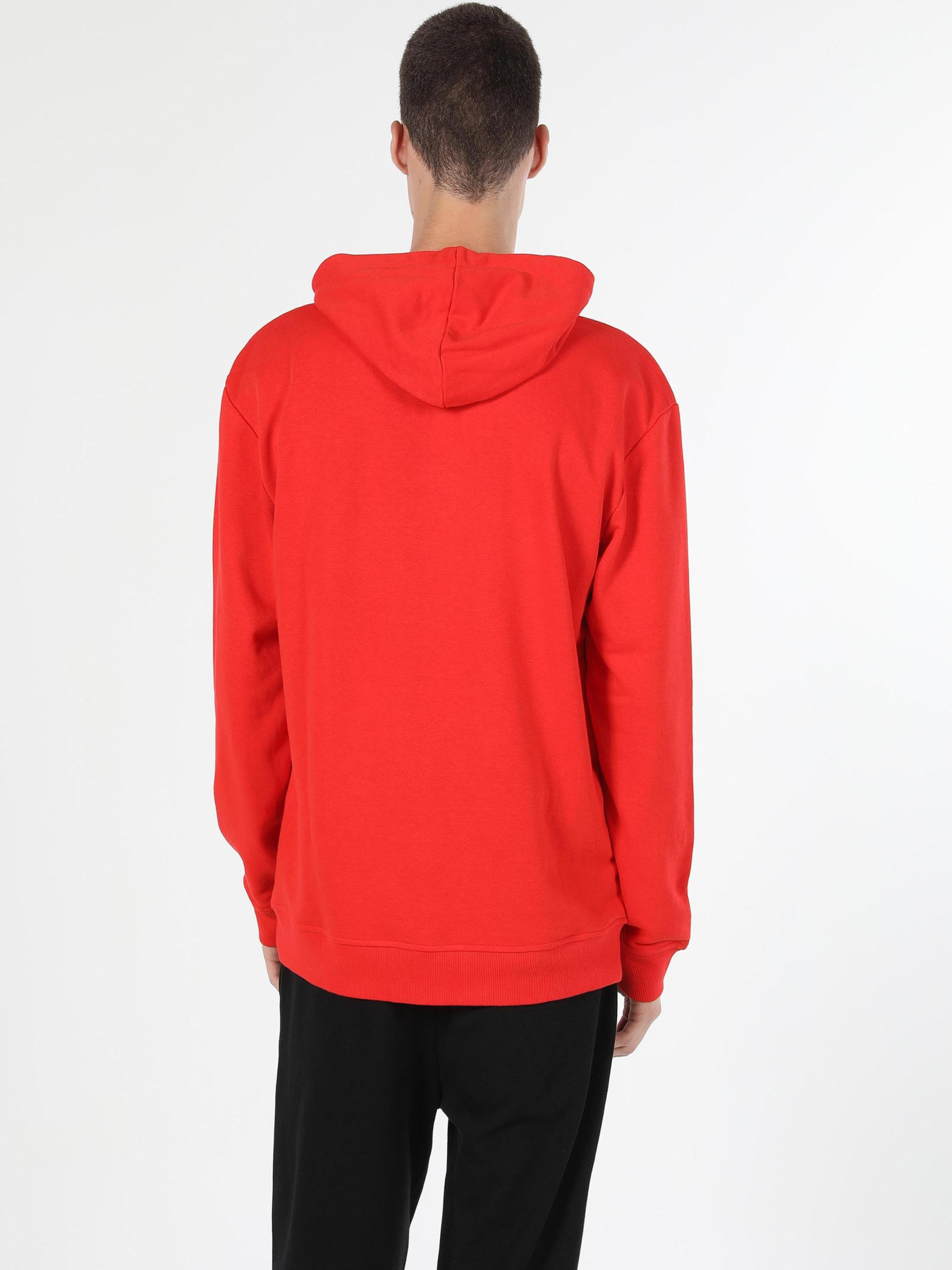 Кофты и свитера Colin’s модель CL1059960_Q1.V1_RED Фото